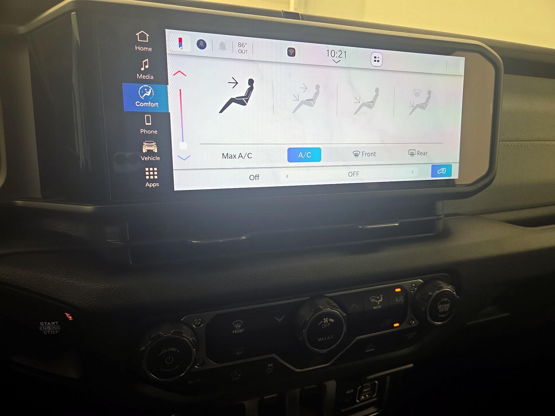 Thumbnail: 2025 Jeep Wrangler - 16