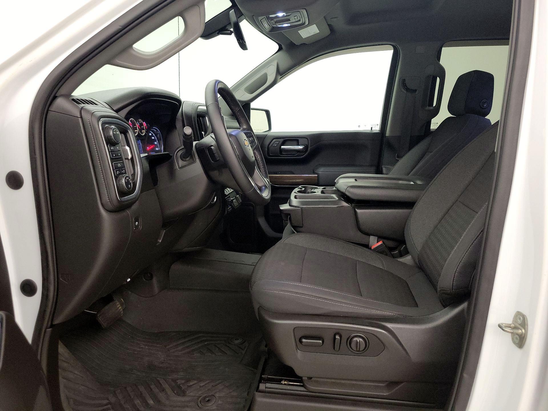 Thumbnail: 2020 Chevrolet Silverado 1500 - 11