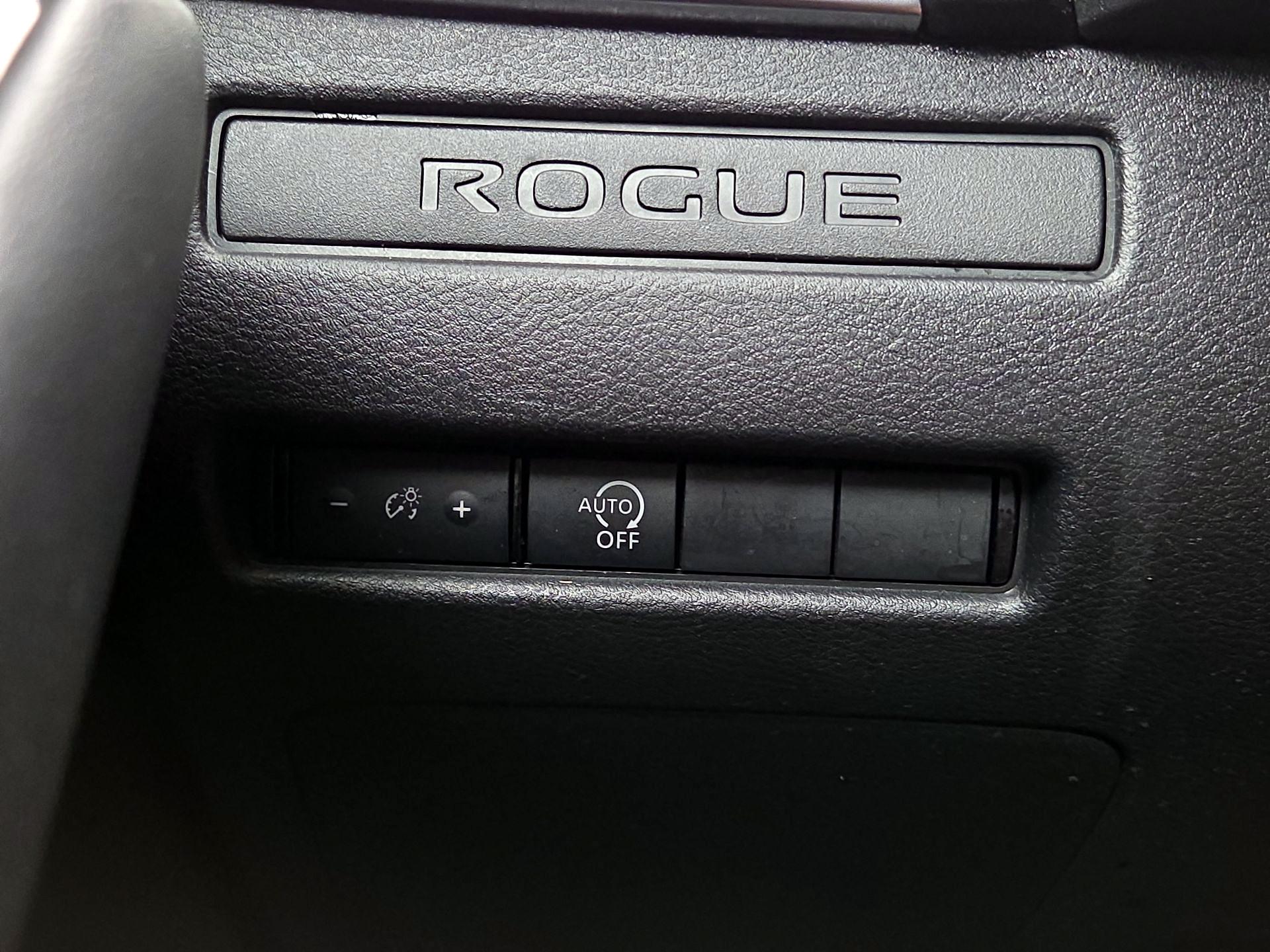 Thumbnail: 2023 Nissan Rogue - 13