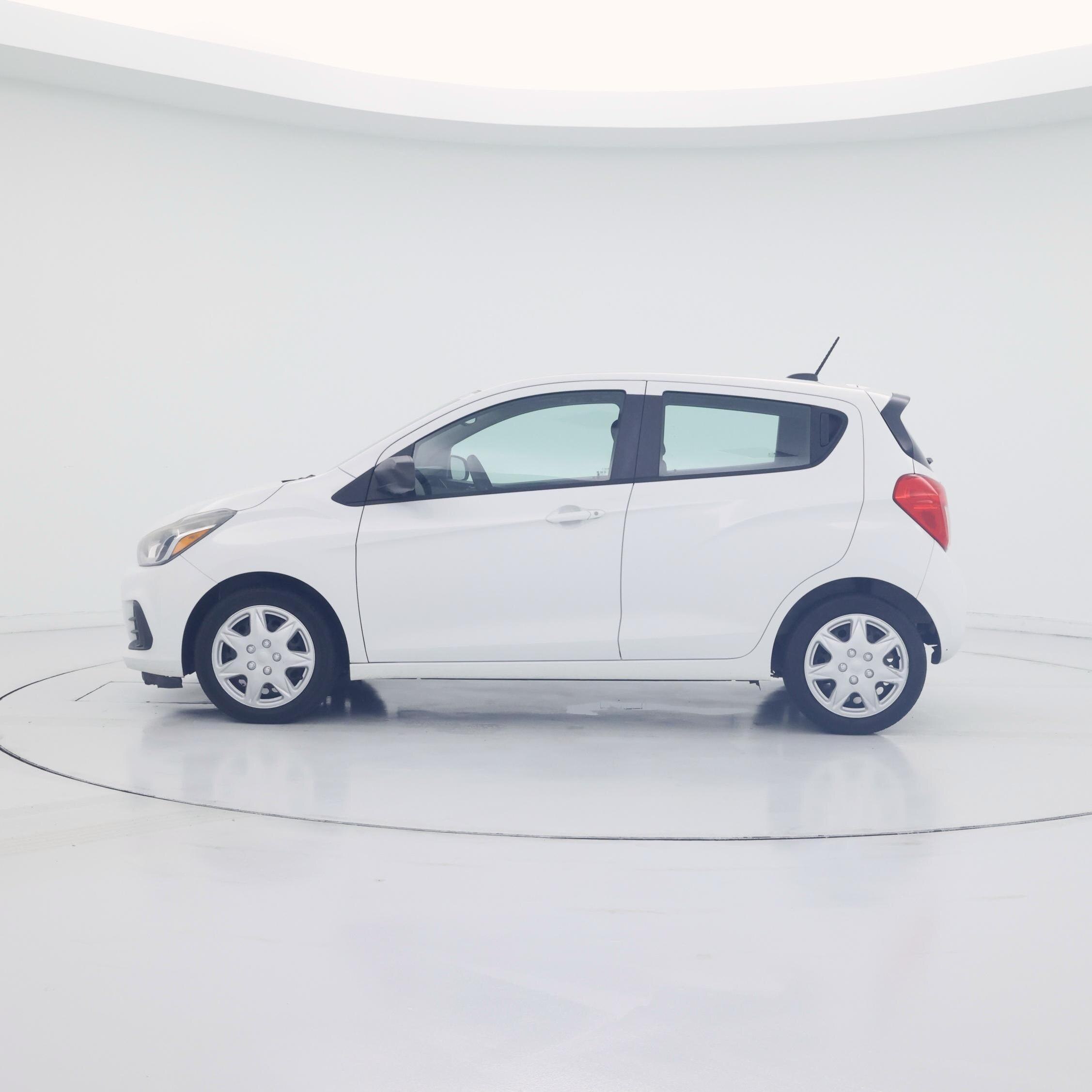 Thumbnail: 2016 Chevrolet Spark - 3