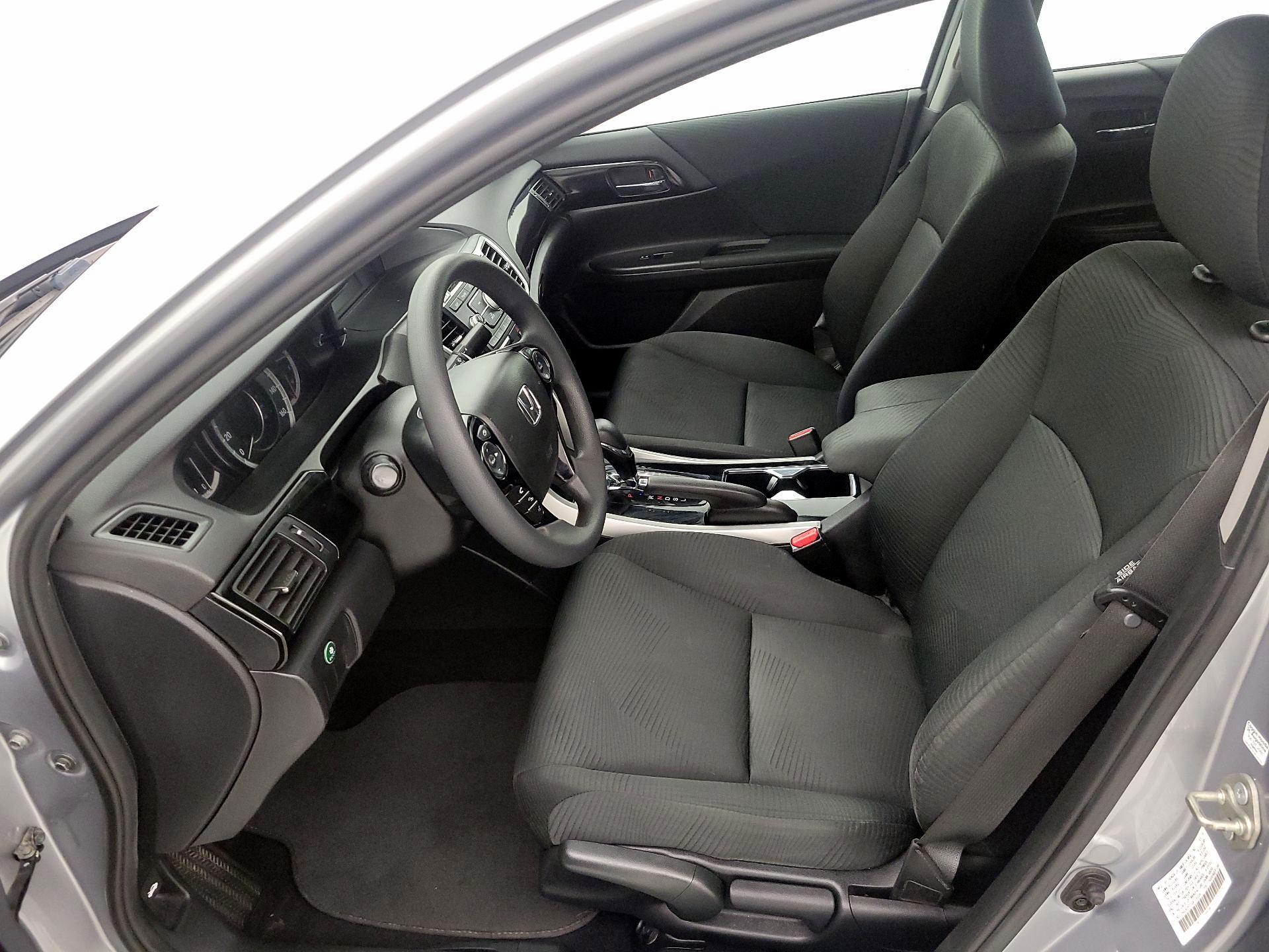 Thumbnail: 2016 Honda Accord - 11