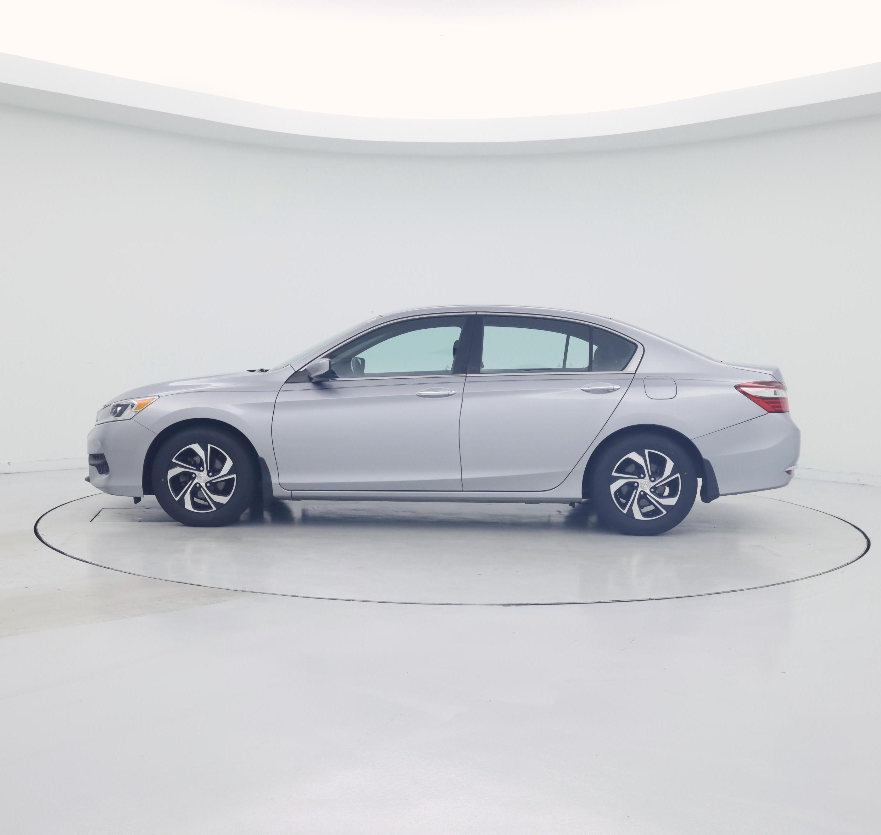 Thumbnail: 2016 Honda Accord - 3
