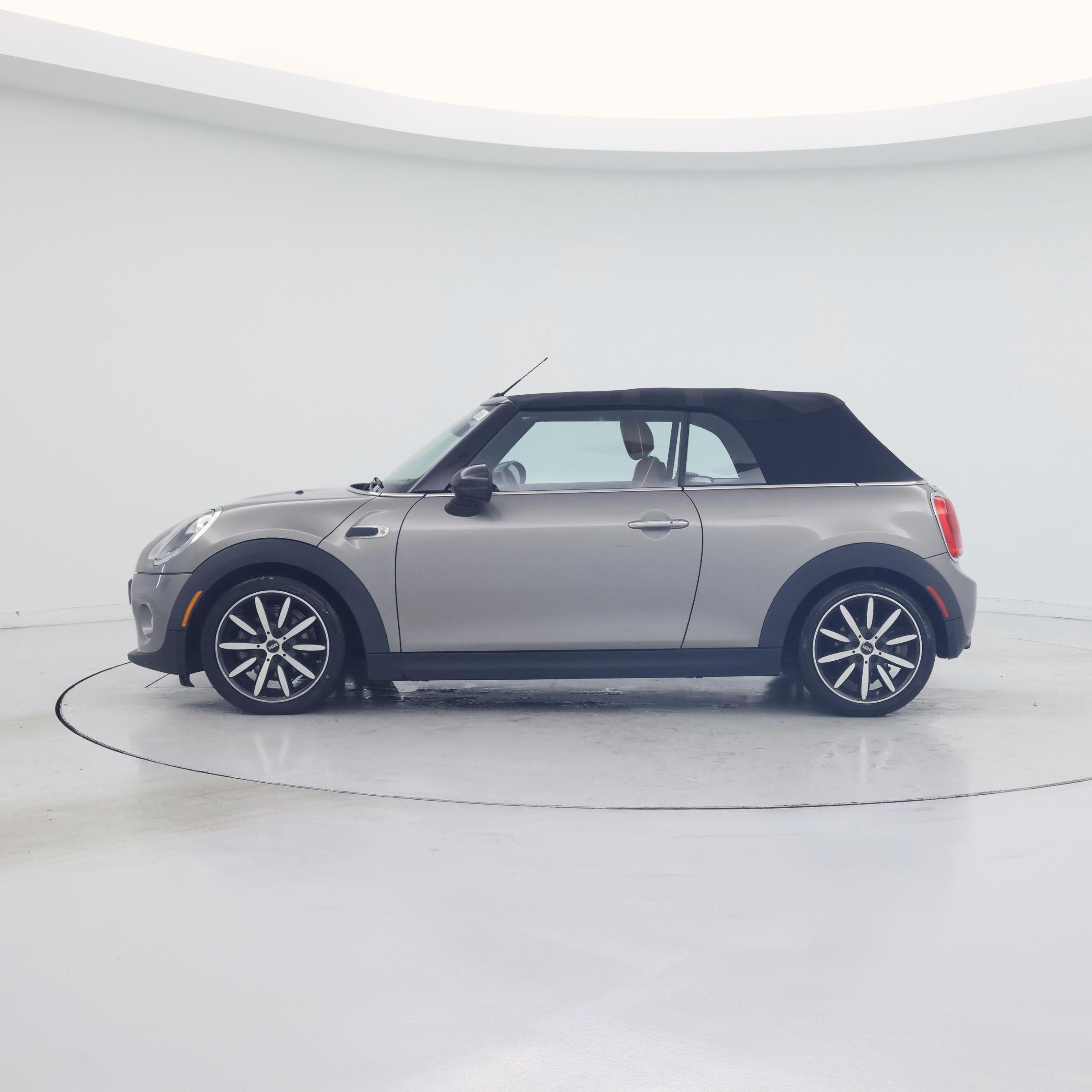 Thumbnail: 2017 MINI Cooper - 3