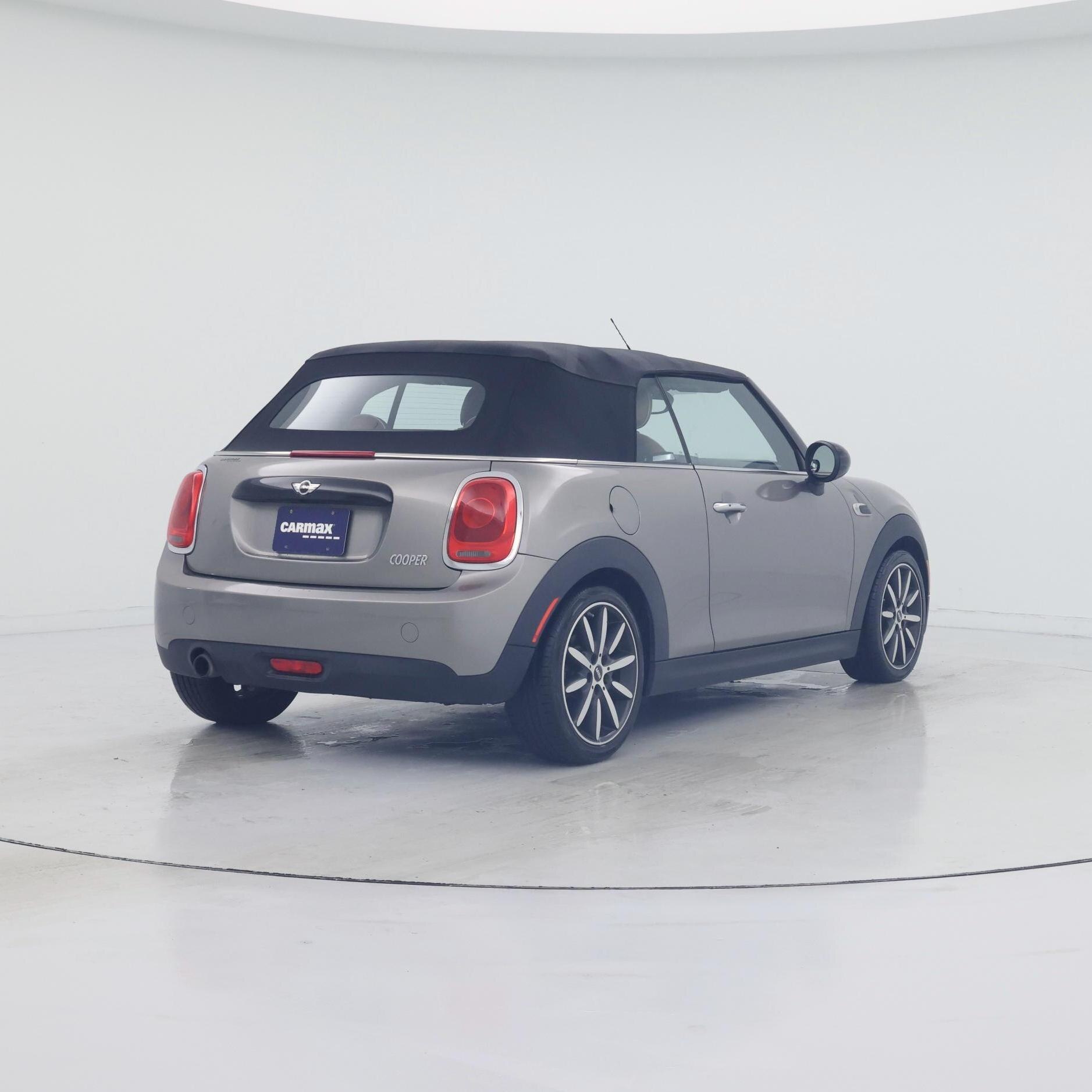 Thumbnail: 2017 MINI Cooper - 8