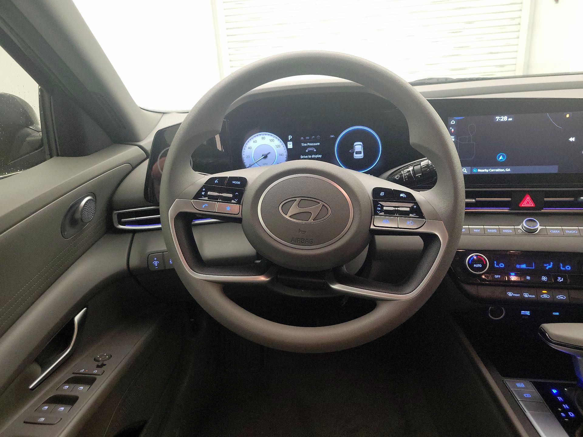 Thumbnail: 2024 Hyundai Elantra - 10