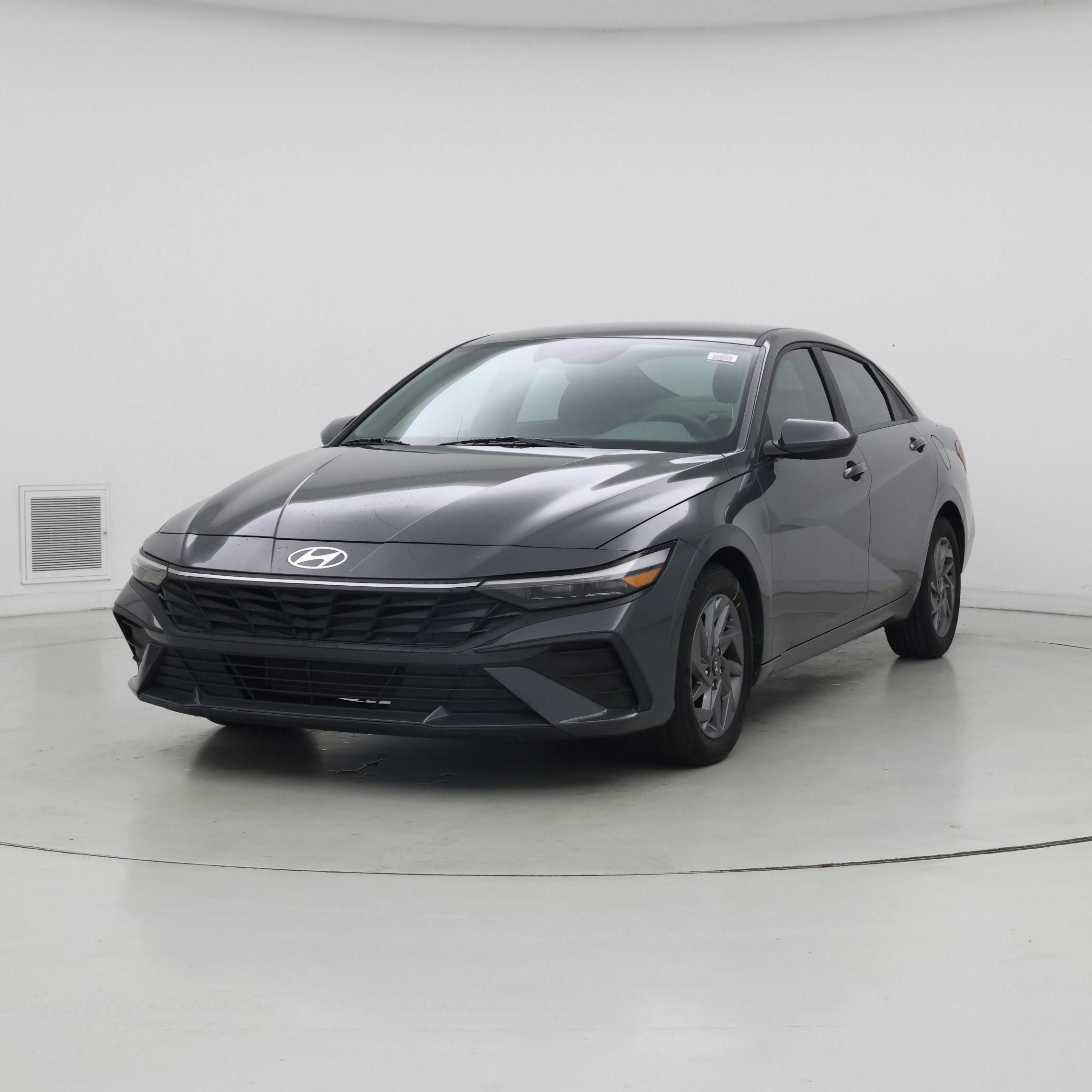Thumbnail: 2024 Hyundai Elantra - 4