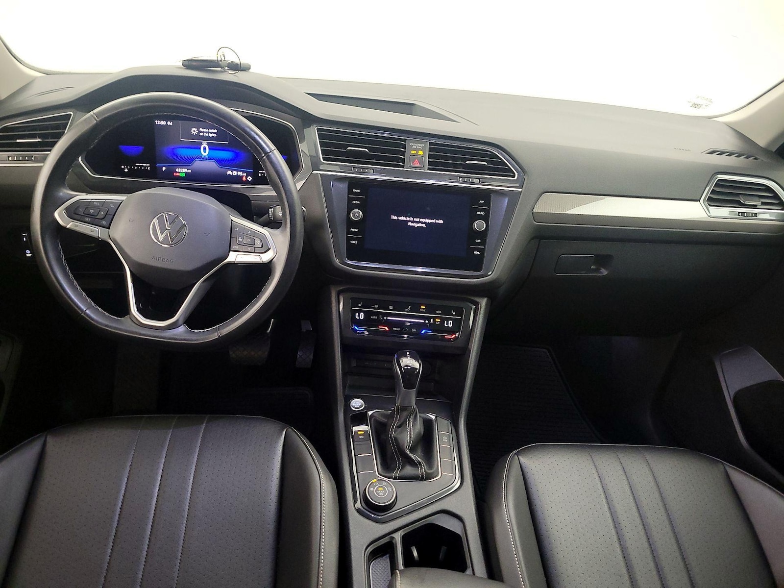 2022 Volkswagen Tiguan SE - Photo 10