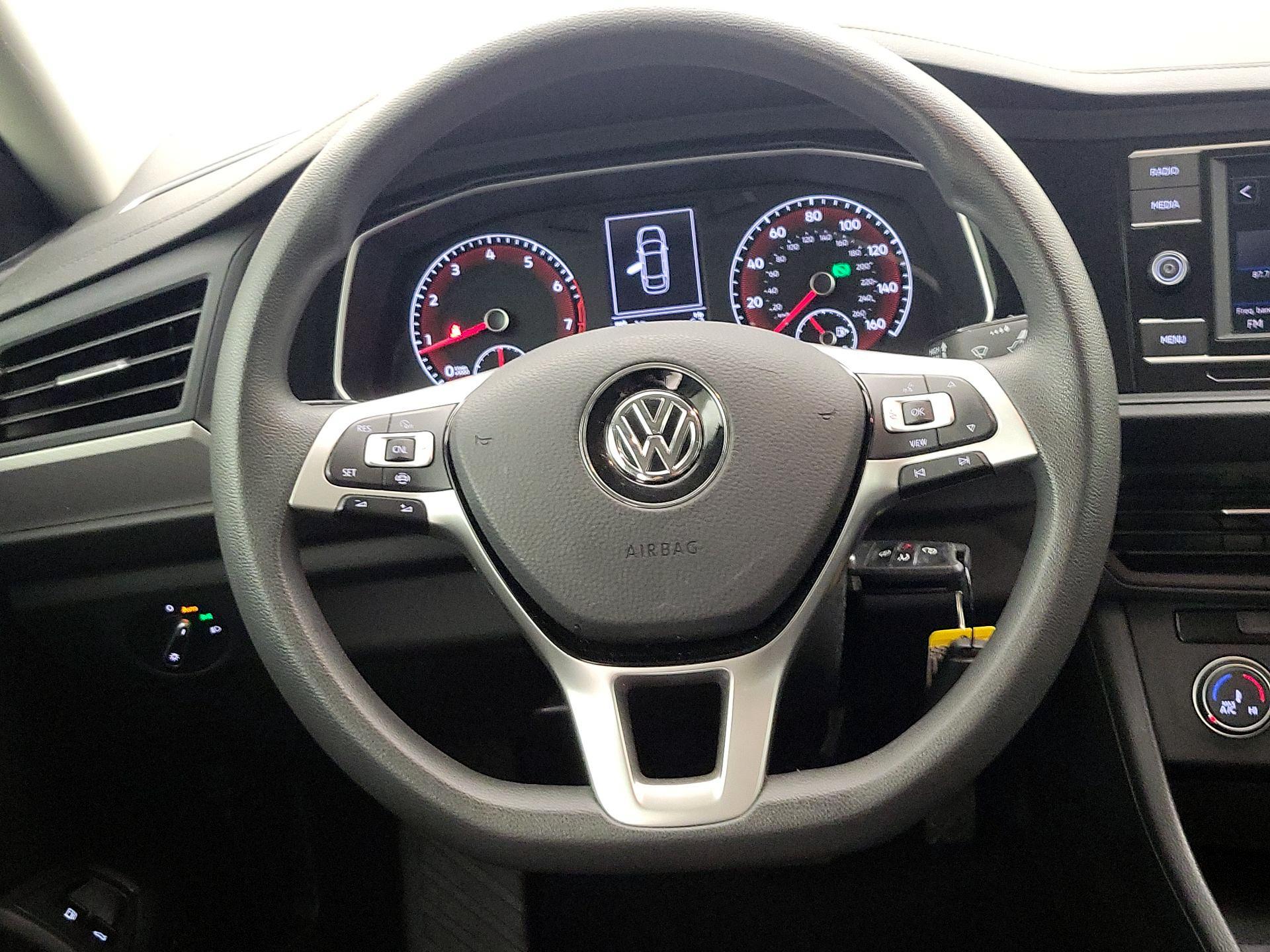 Thumbnail: 2021 Volkswagen Jetta - 10