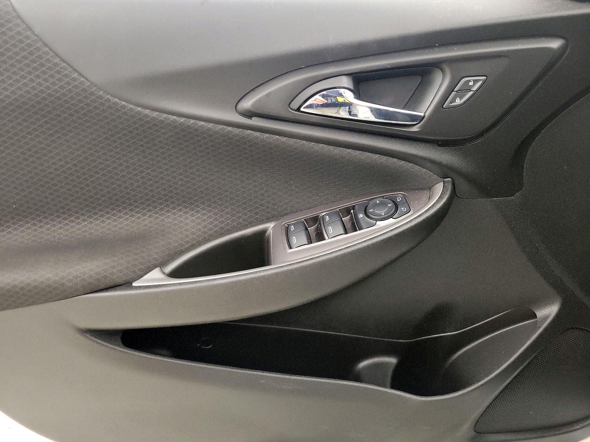 Thumbnail: 2023 Chevrolet Malibu - 12