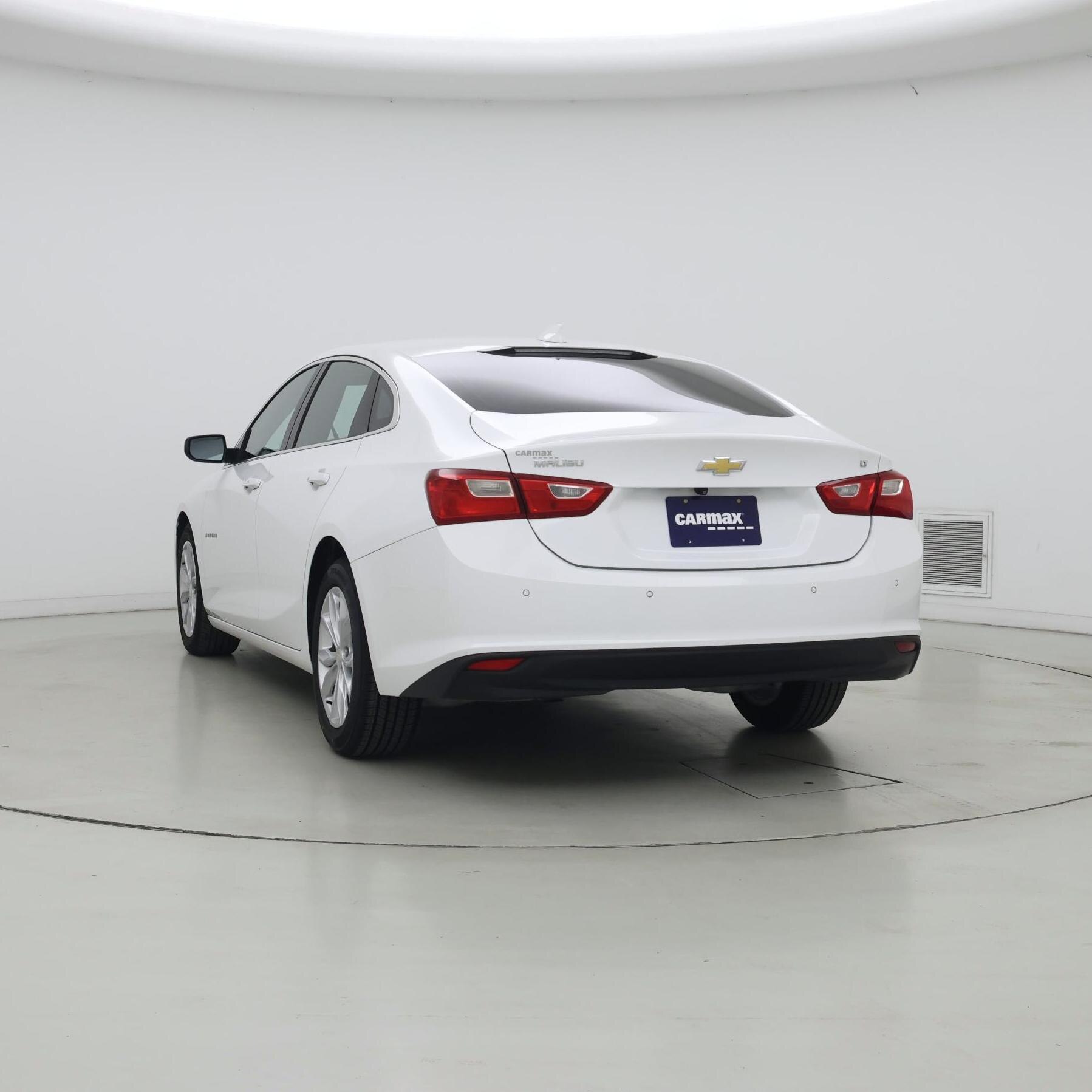 Thumbnail: 2023 Chevrolet Malibu - 2