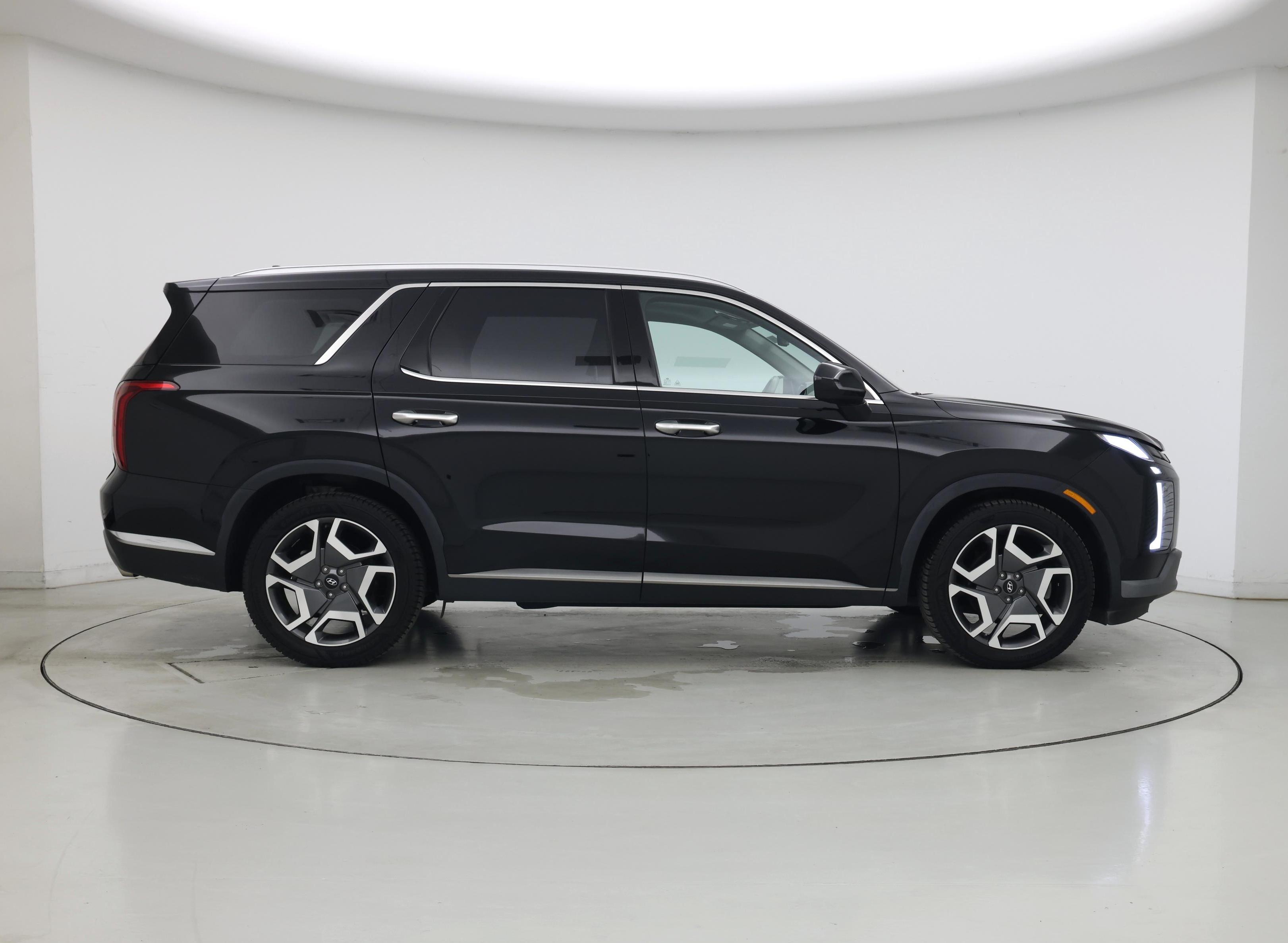 Thumbnail: 2023 Hyundai Palisade - 7