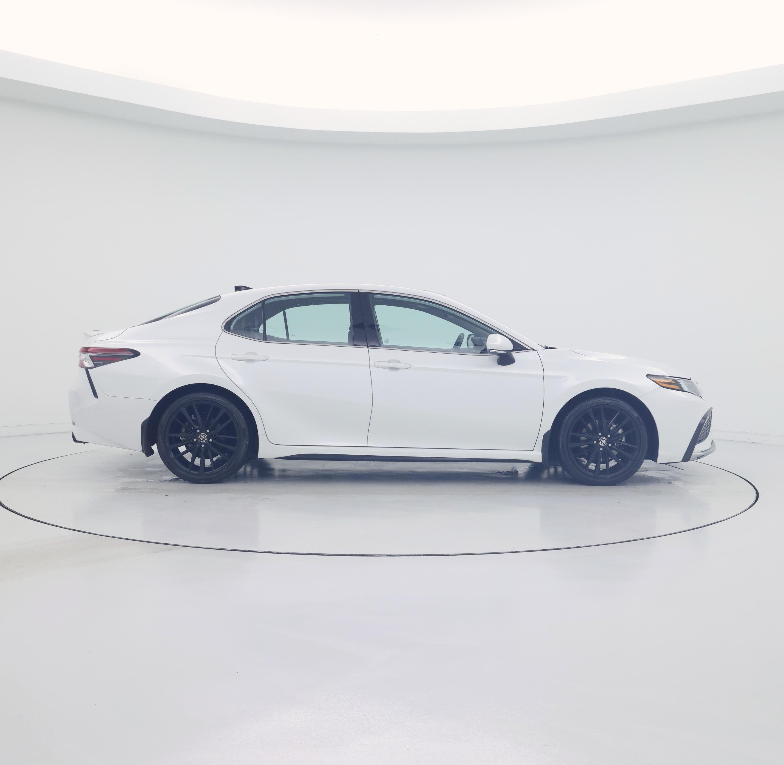 Thumbnail: 2023 Toyota Camry - 7
