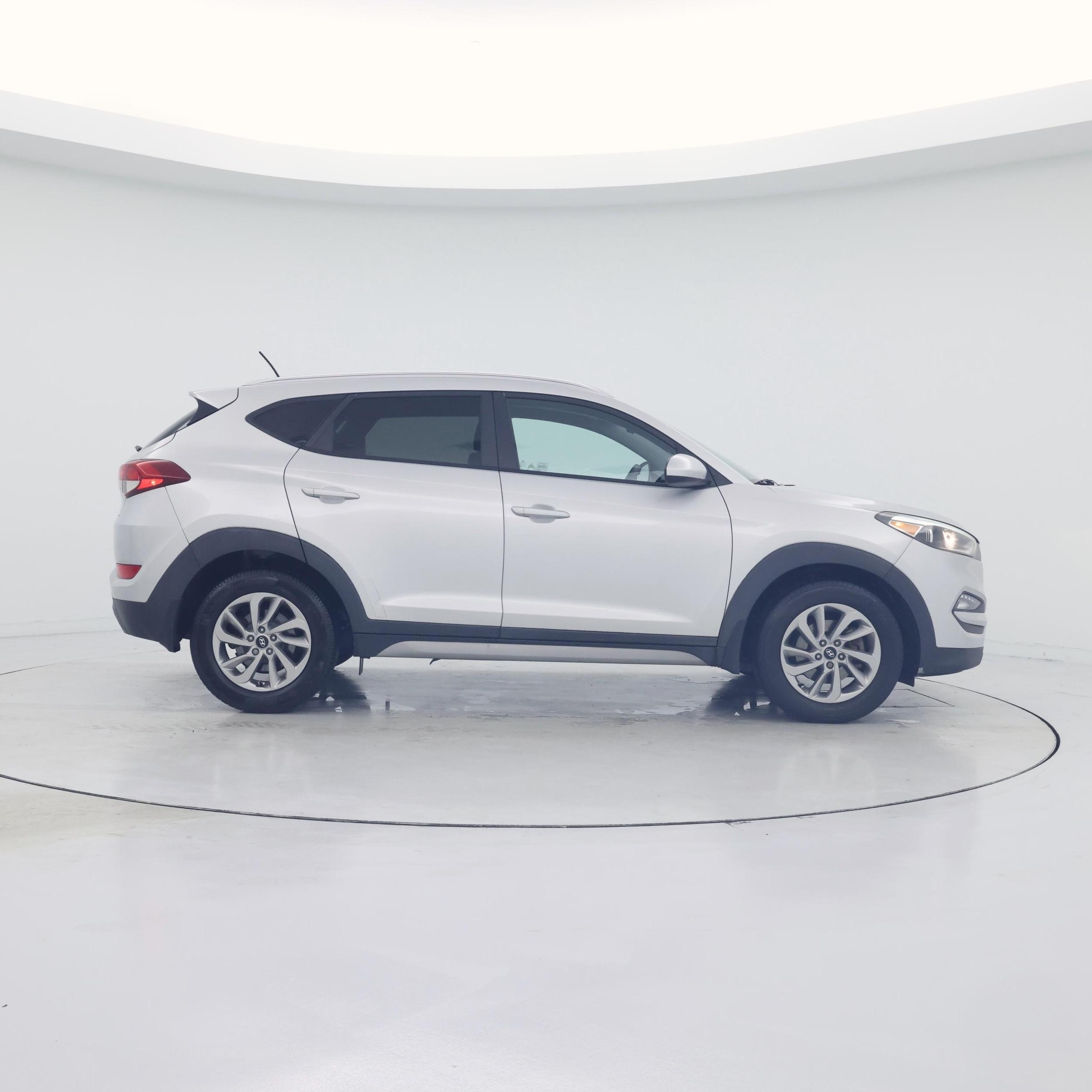 Thumbnail: 2017 Hyundai Tucson - 7