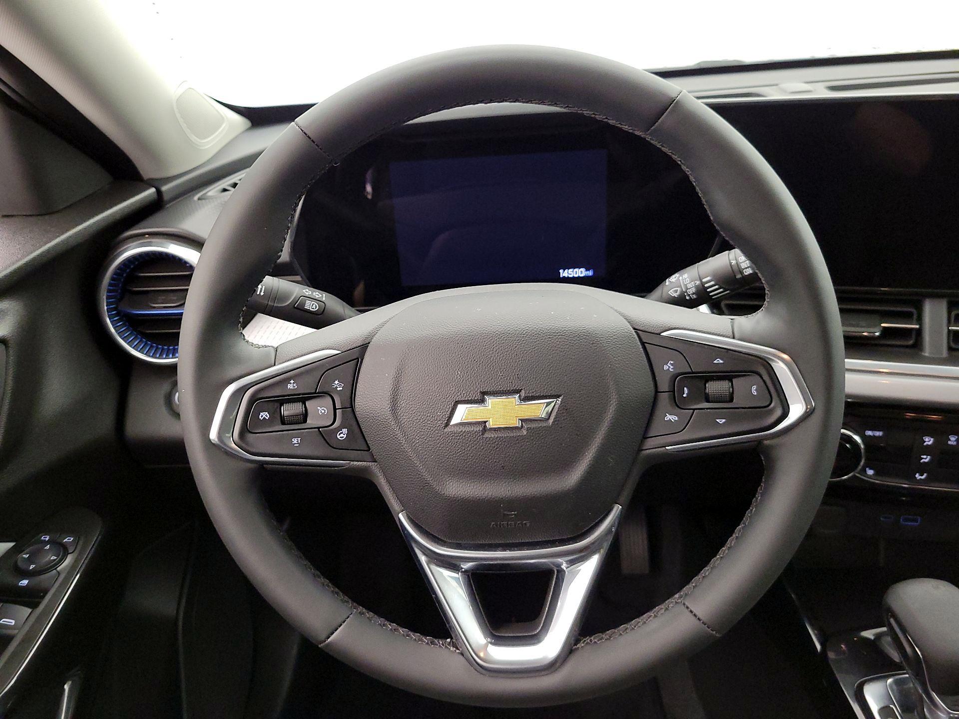 Thumbnail: 2024 Chevrolet Trax - 10