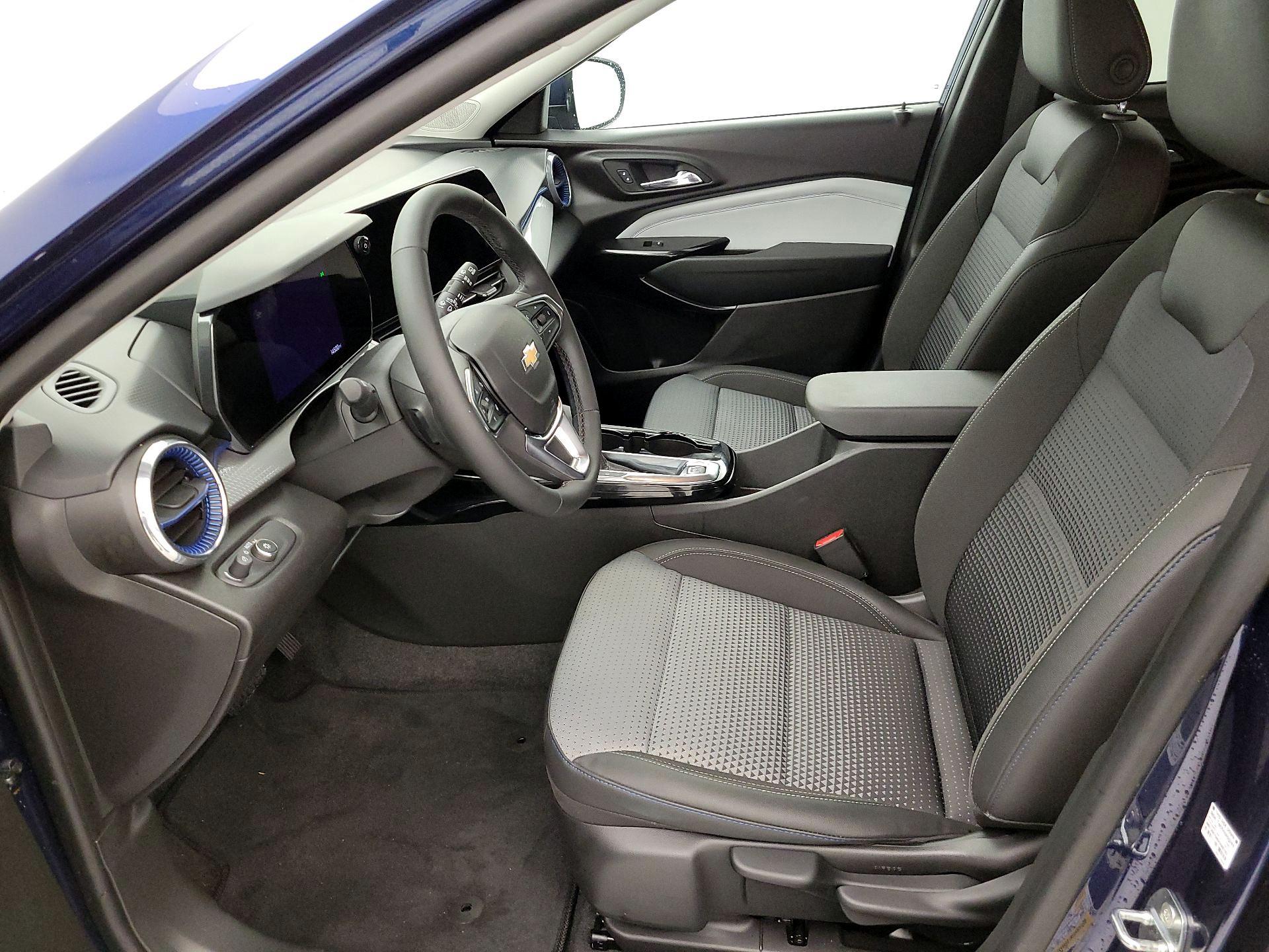 Thumbnail: 2024 Chevrolet Trax - 11