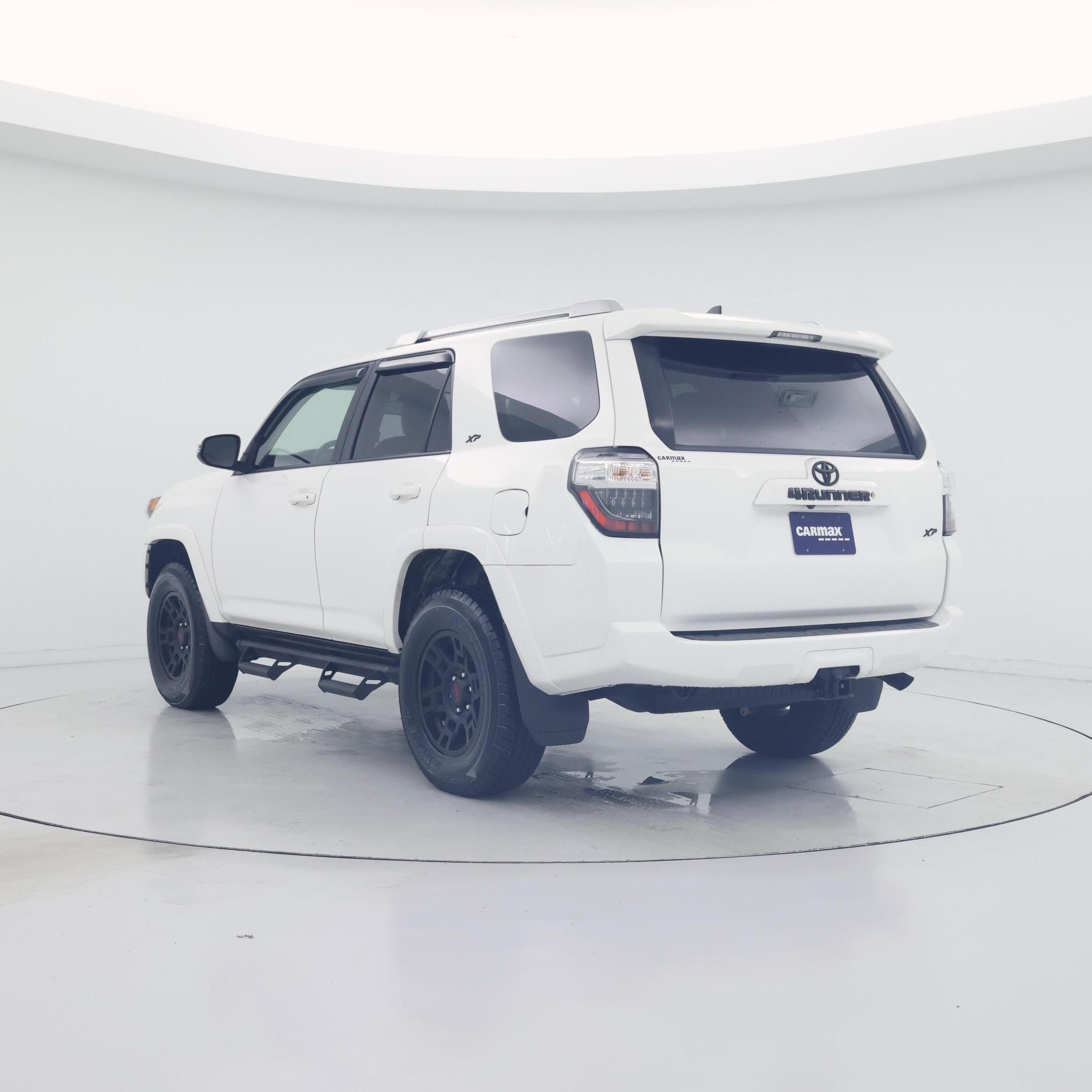 Thumbnail: 2017 Toyota 4Runner - 2