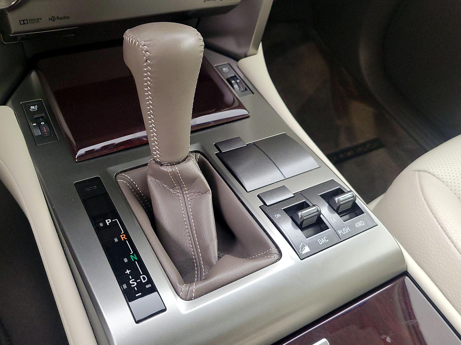 Thumbnail: 2017 Lexus GX - 18