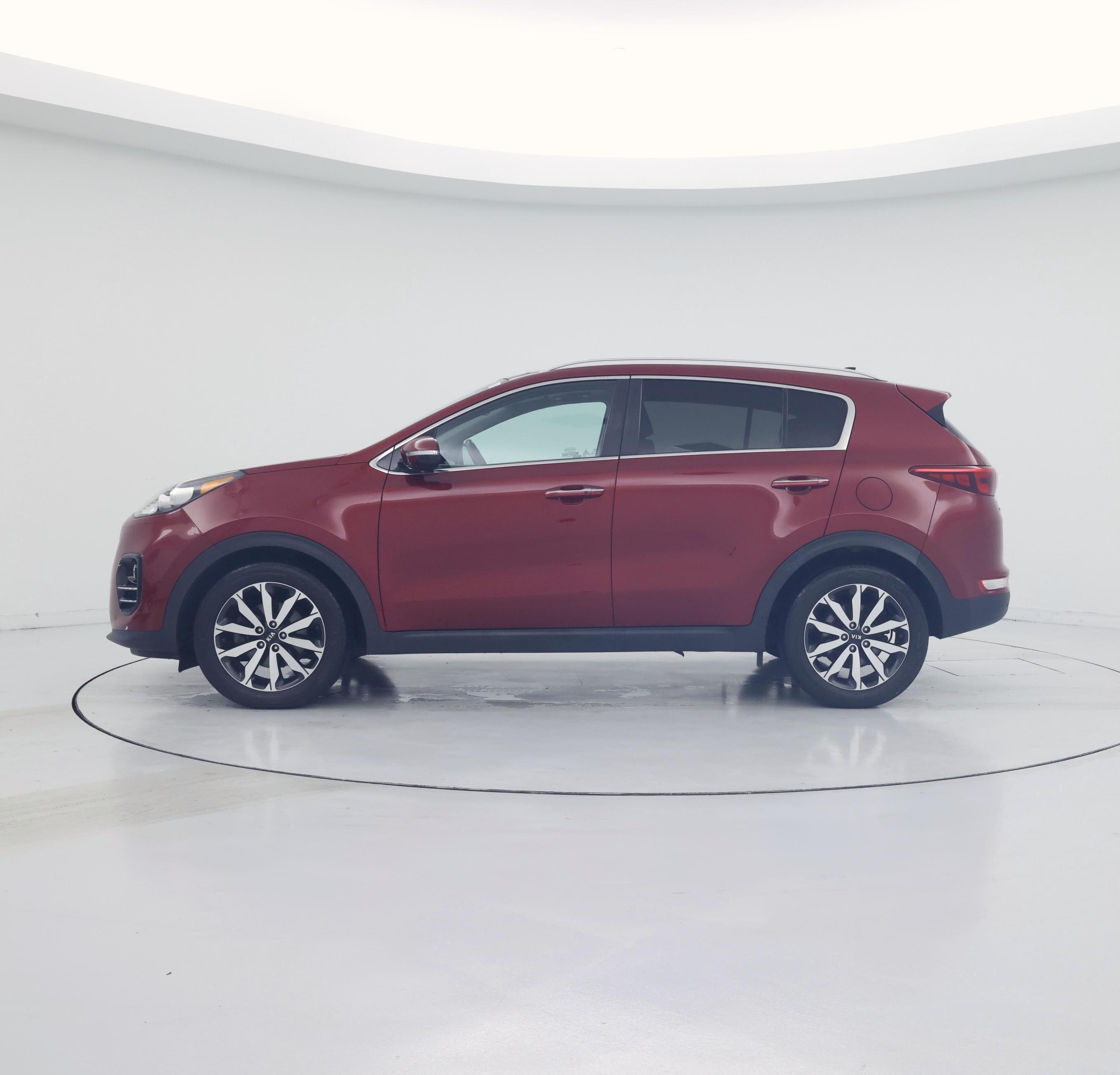 Thumbnail: 2017 Kia Sportage - 3