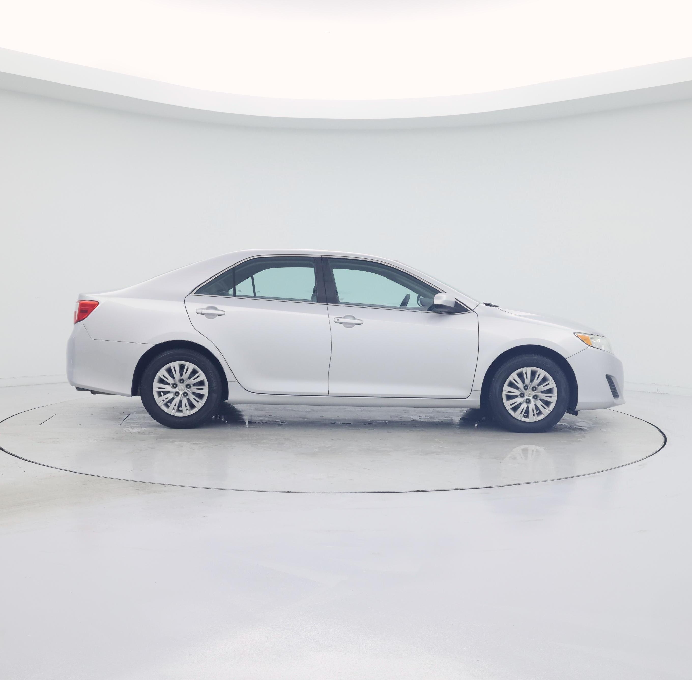 Thumbnail: 2014 Toyota Camry - 7