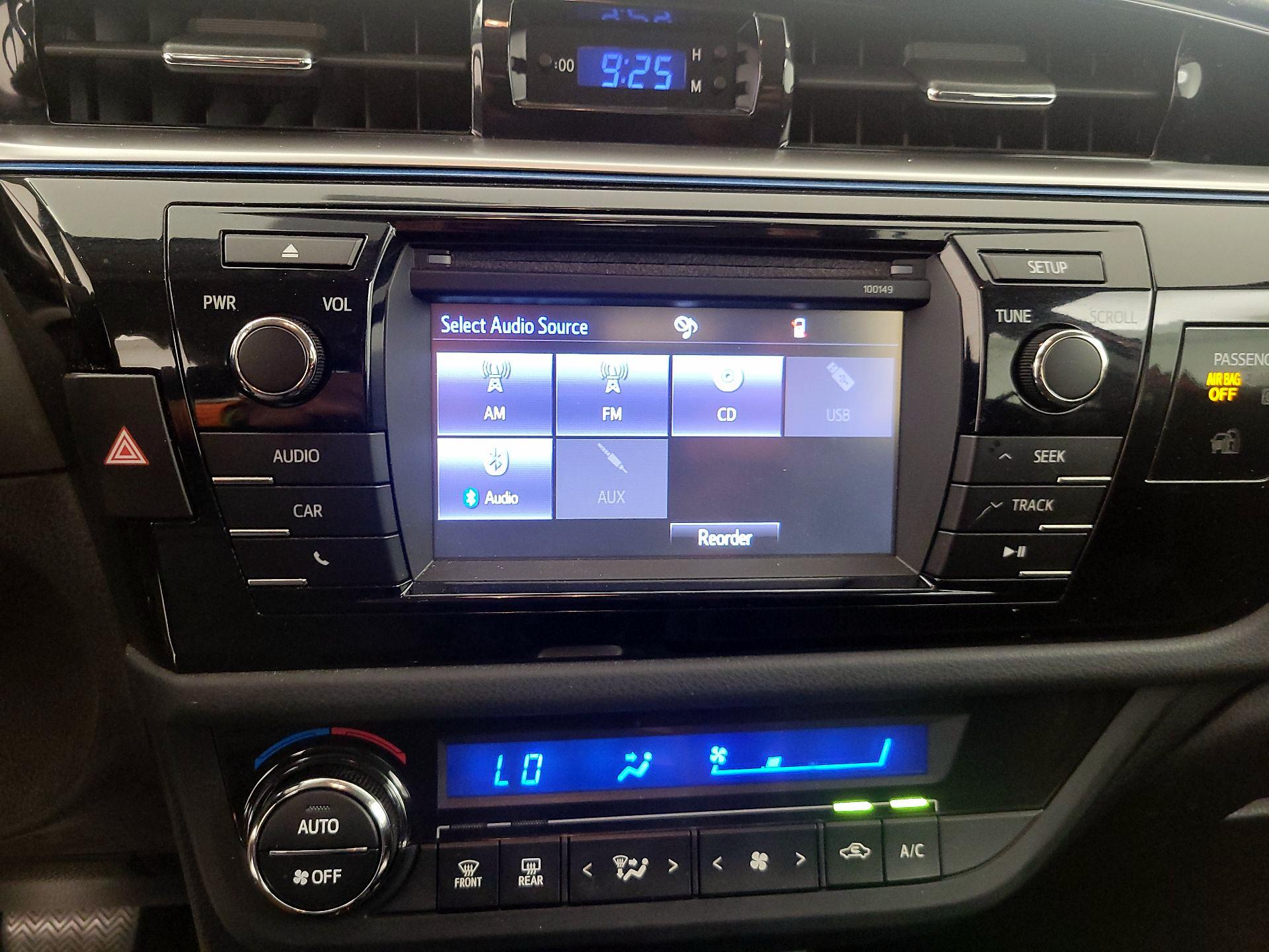 Thumbnail: 2014 Toyota Corolla - 15