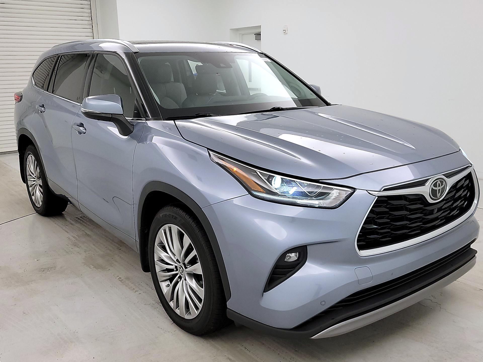 Thumbnail: 2022 Toyota Highlander - 1