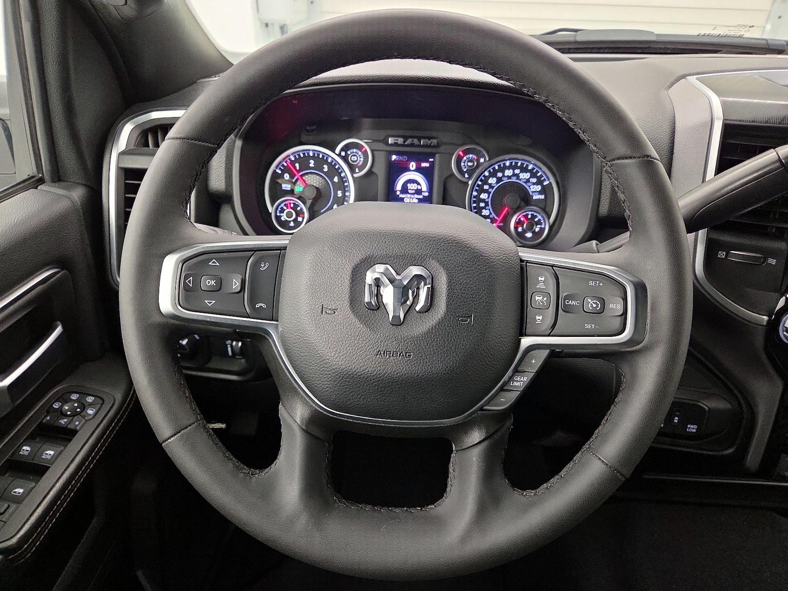 2025 RAM Ram 2500 Pickup Big Horn - Photo 11