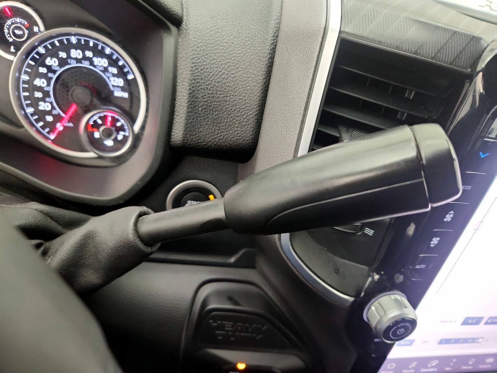 2025 RAM Ram 2500 Pickup Big Horn - Photo 19