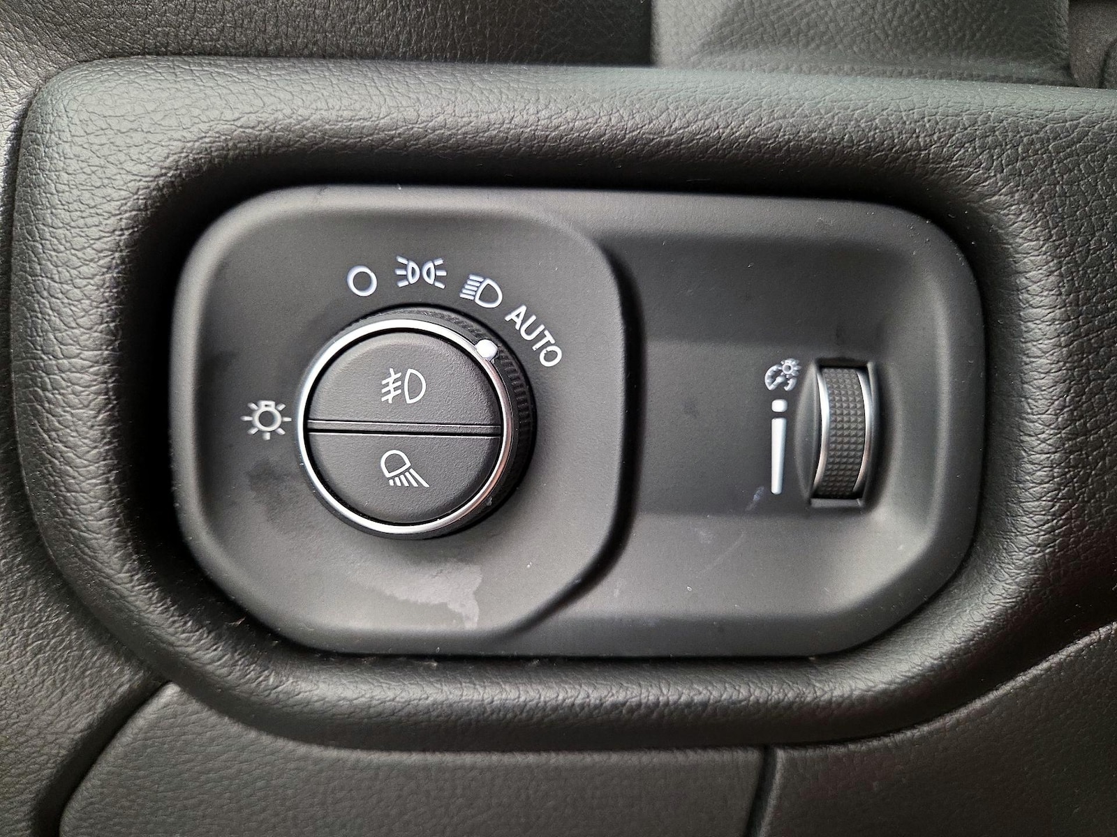 2025 RAM Ram 2500 Pickup Big Horn - Photo 14
