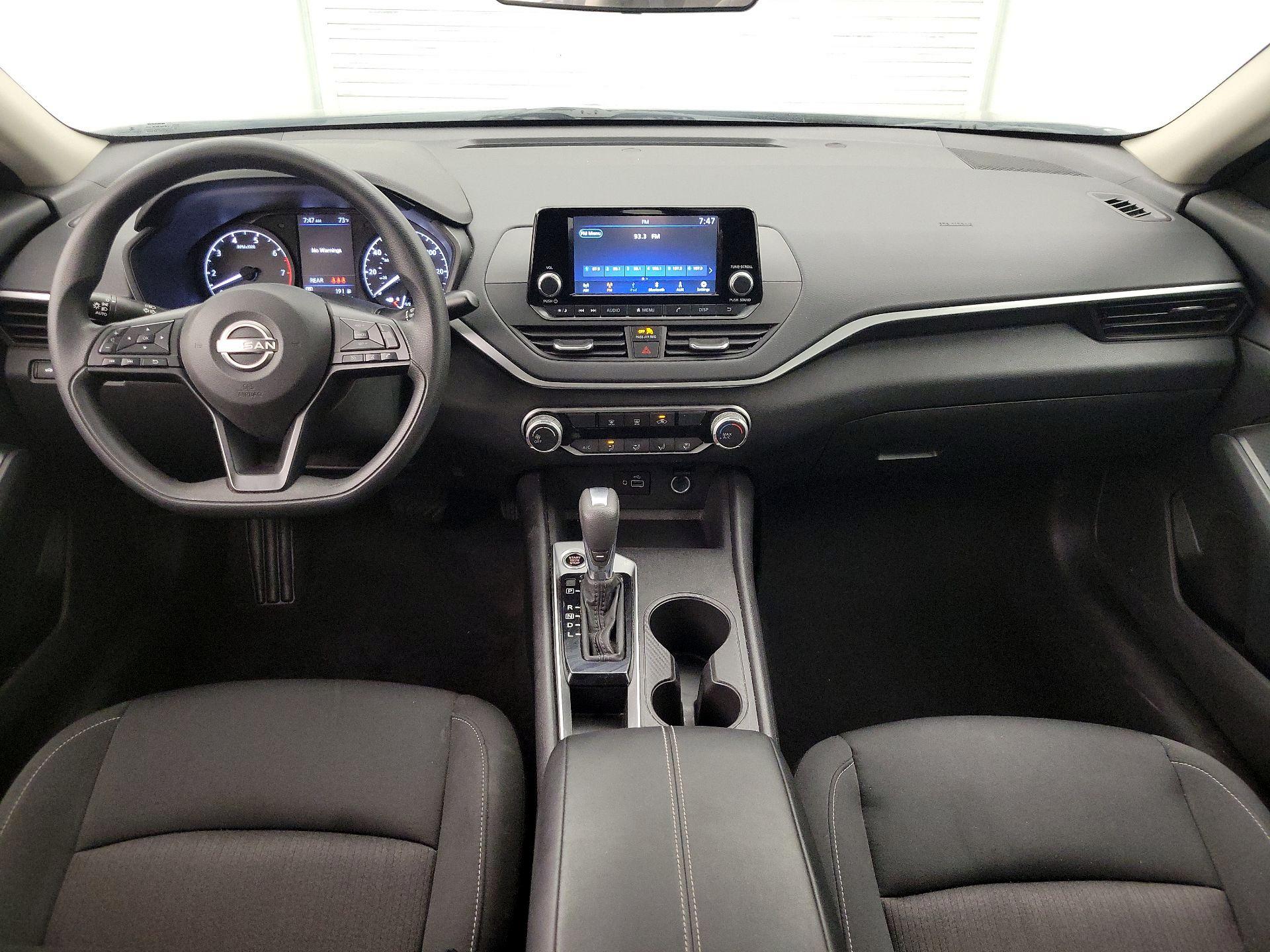 Thumbnail: 2023 Nissan Altima - 9