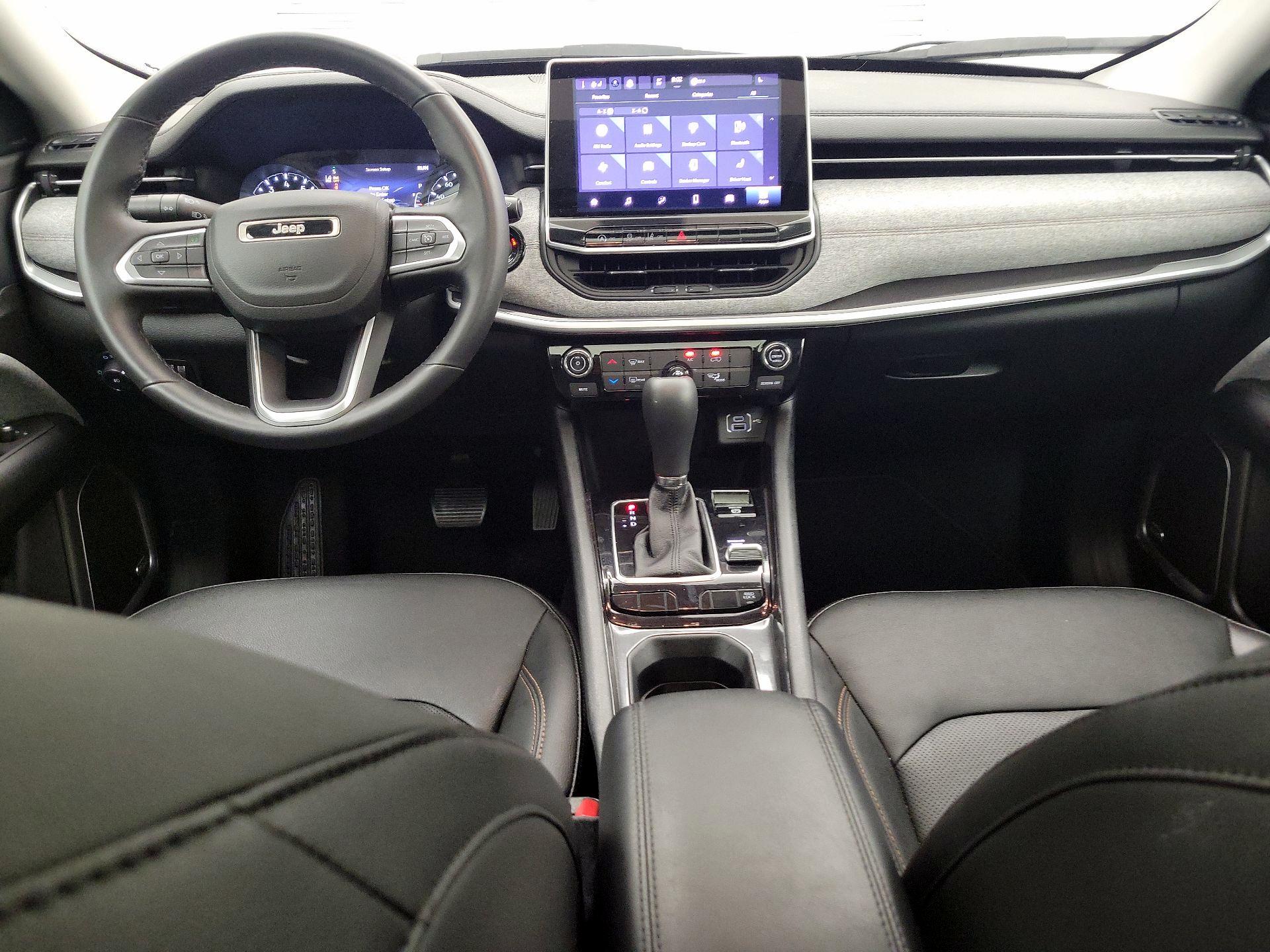 Thumbnail: 2022 Jeep Compass - 9