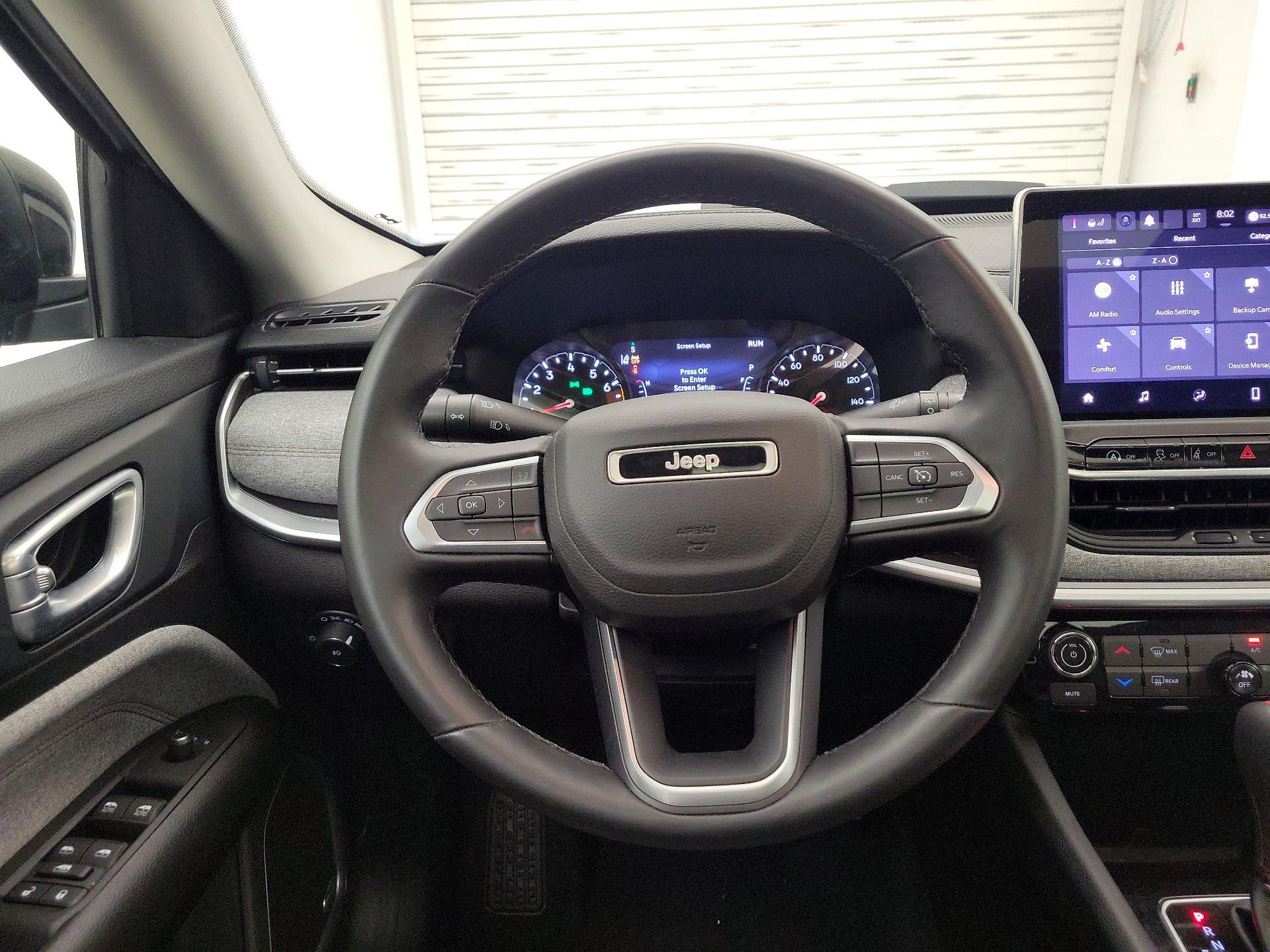 Thumbnail: 2022 Jeep Compass - 10