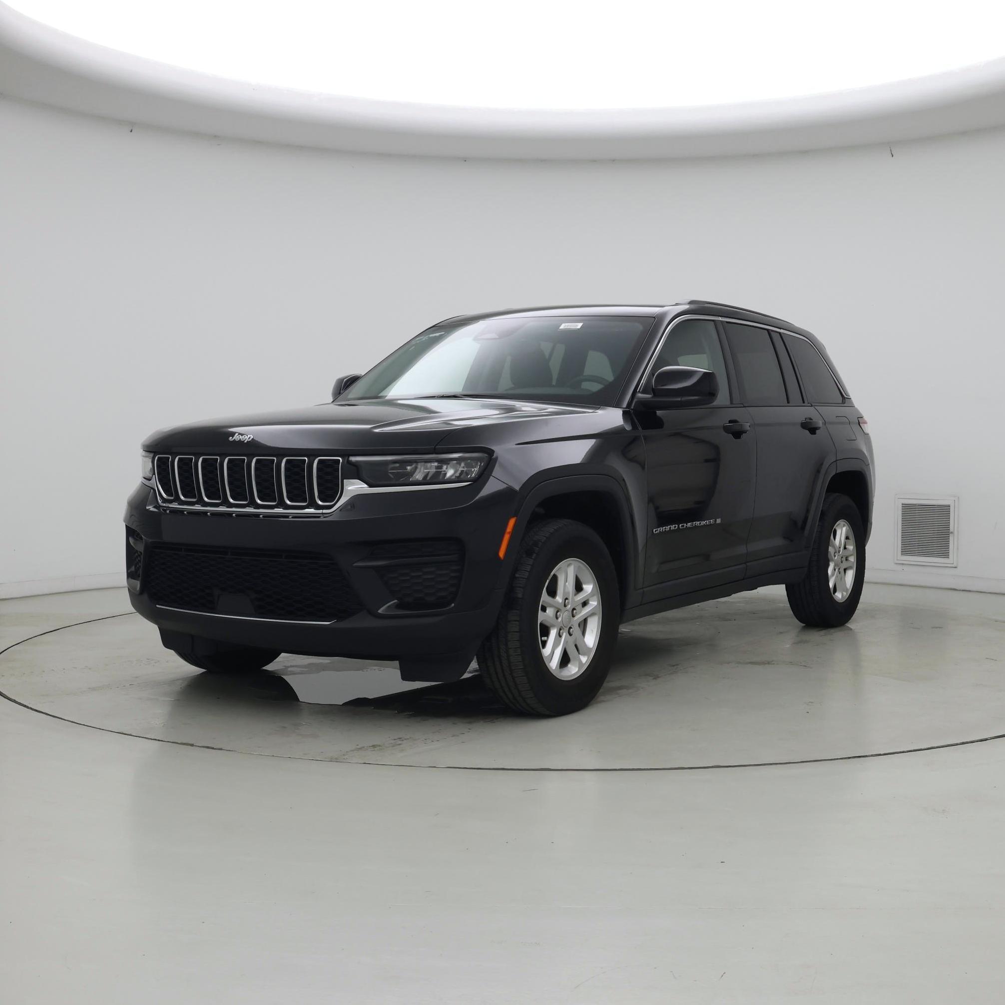 Thumbnail: 2023 Jeep Grand Cherokee - 4