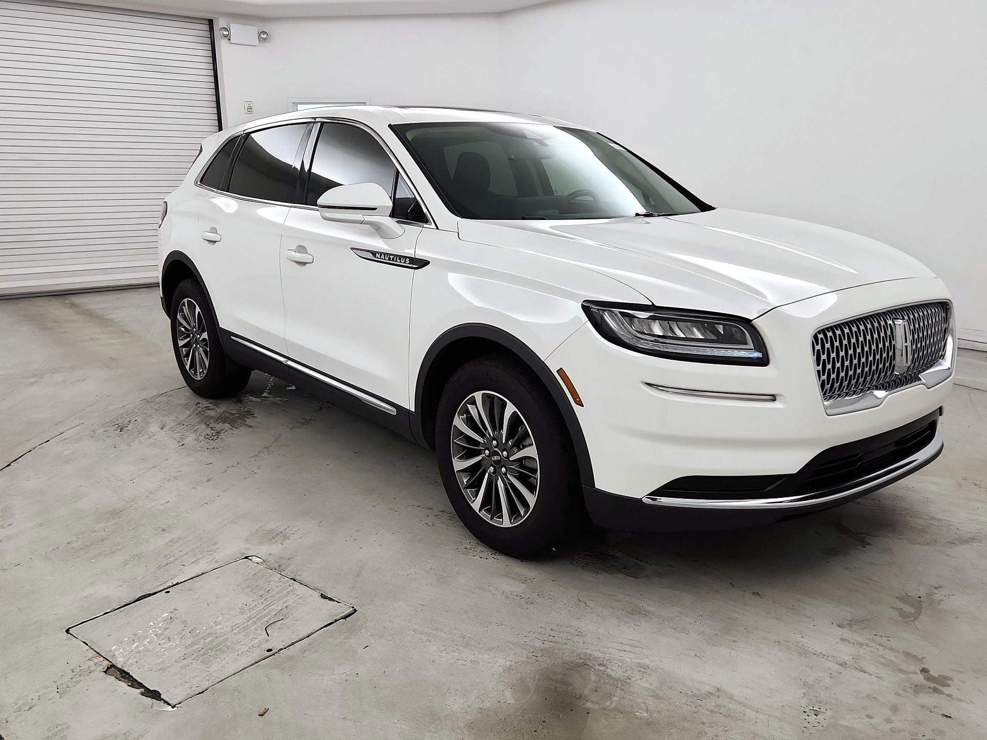 Thumbnail: 2023 Lincoln Nautilus - 1