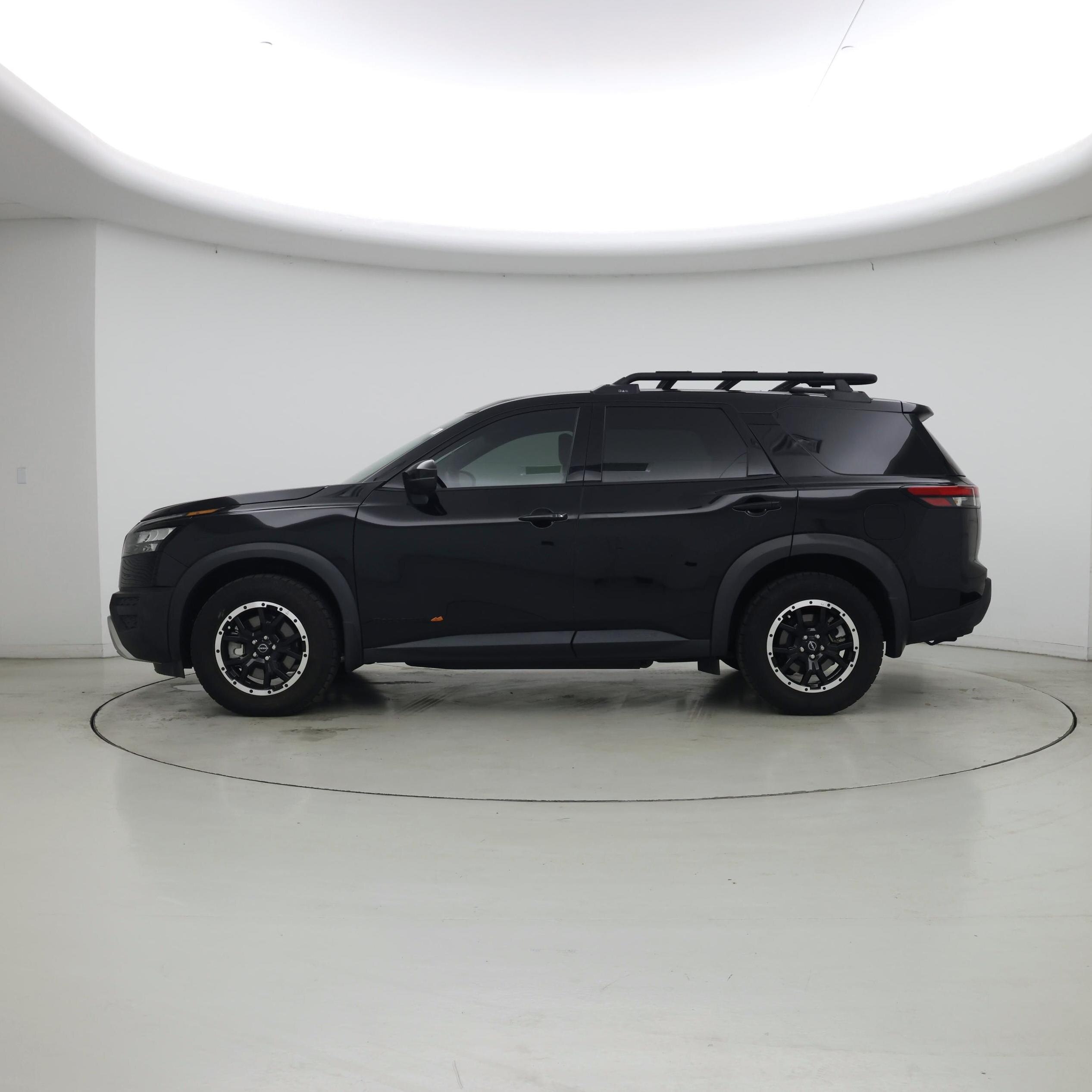 Thumbnail: 2024 Nissan Pathfinder - 3