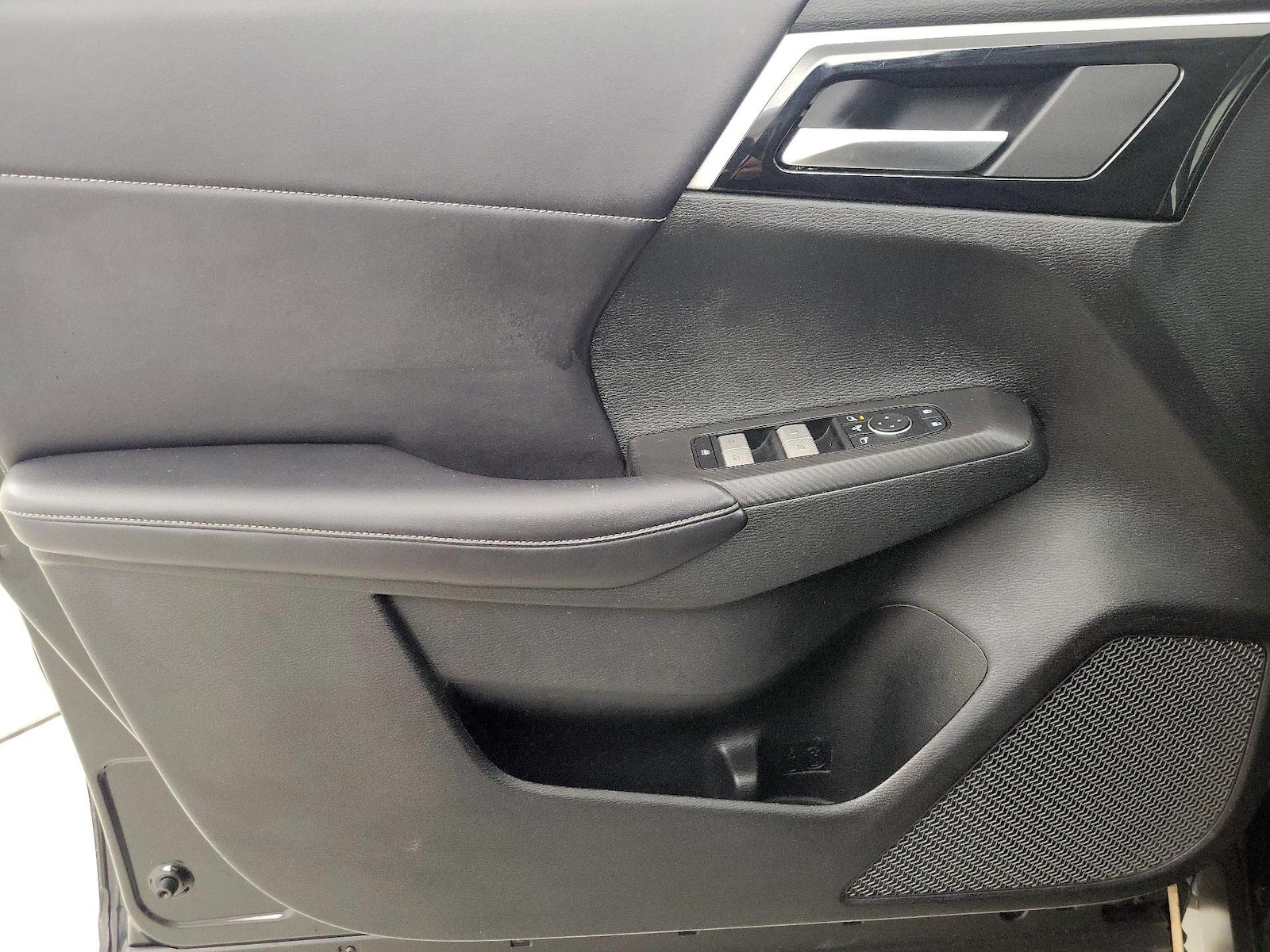 2024 Mitsubishi Outlander SE - Photo 13
