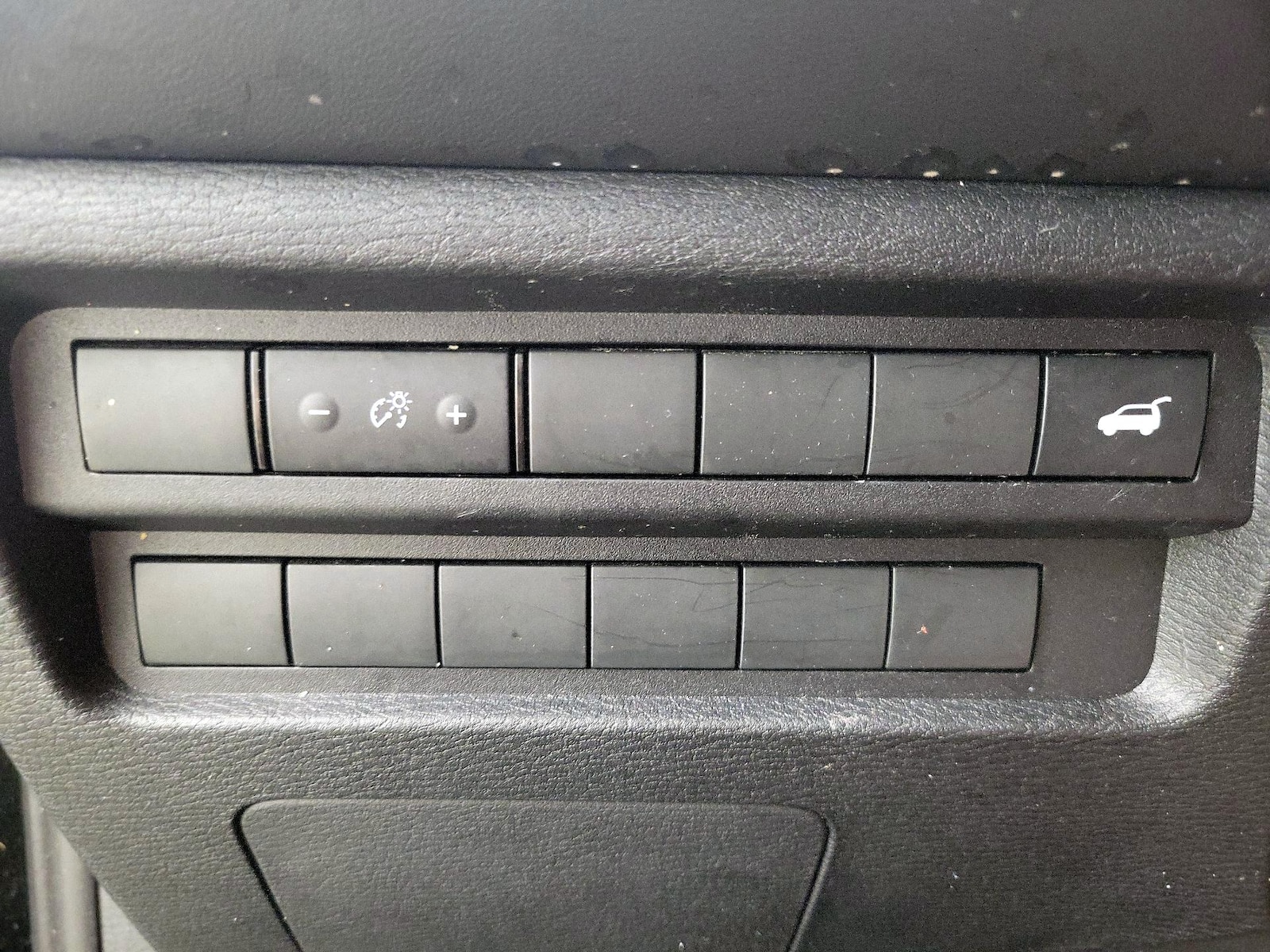 2024 Mitsubishi Outlander SE - Photo 14