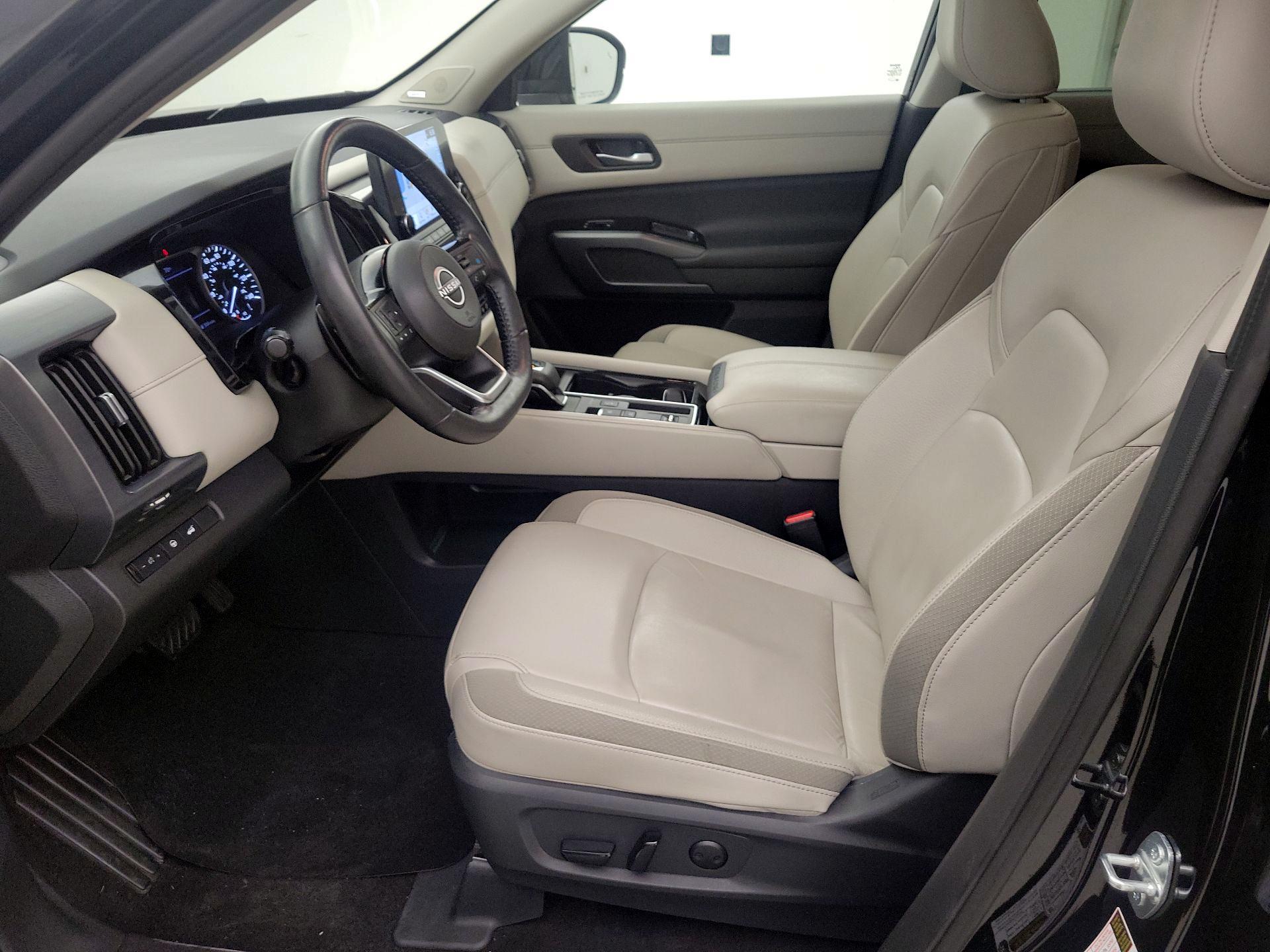 Thumbnail: 2024 Nissan Pathfinder - 11