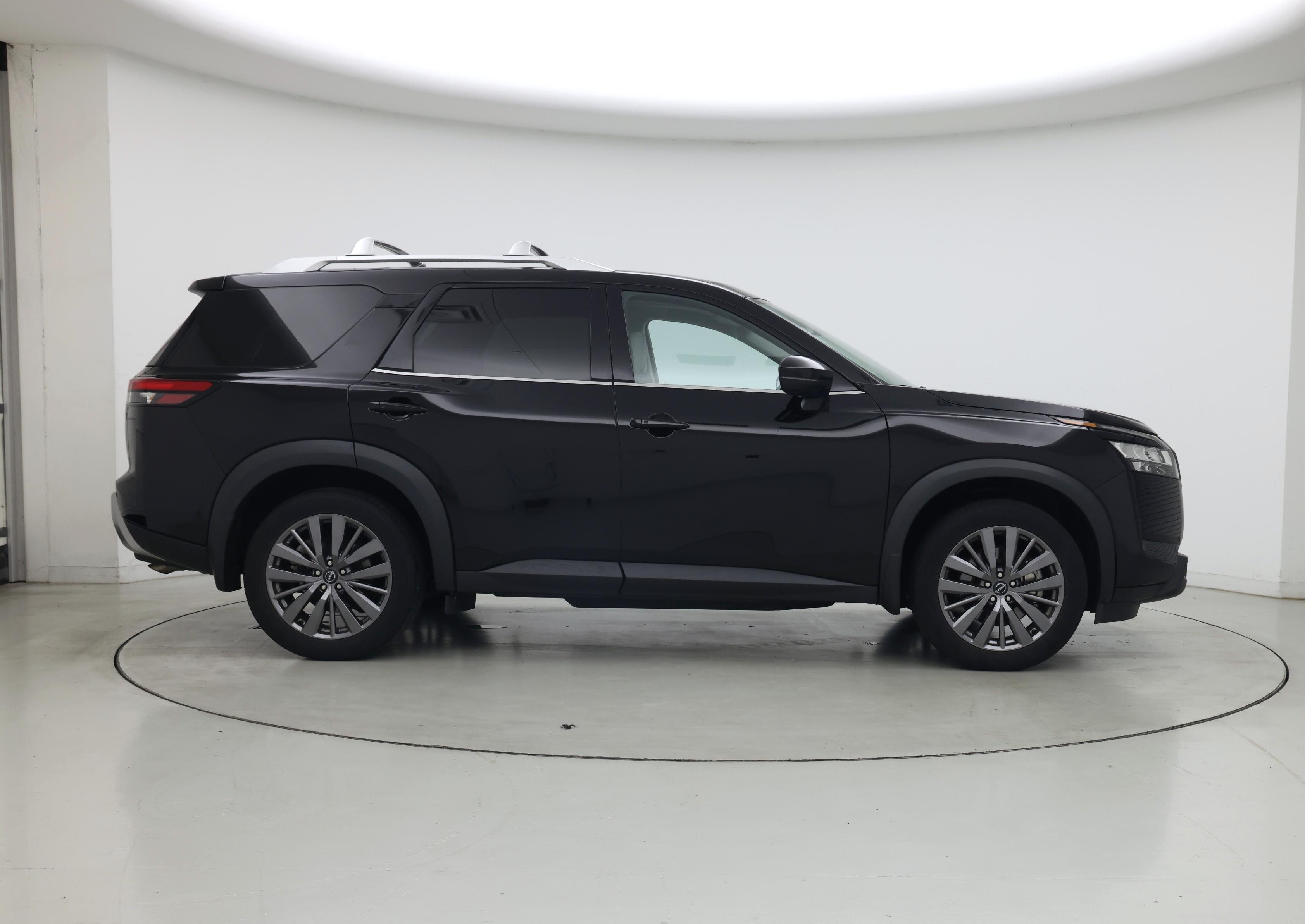 Thumbnail: 2024 Nissan Pathfinder - 7