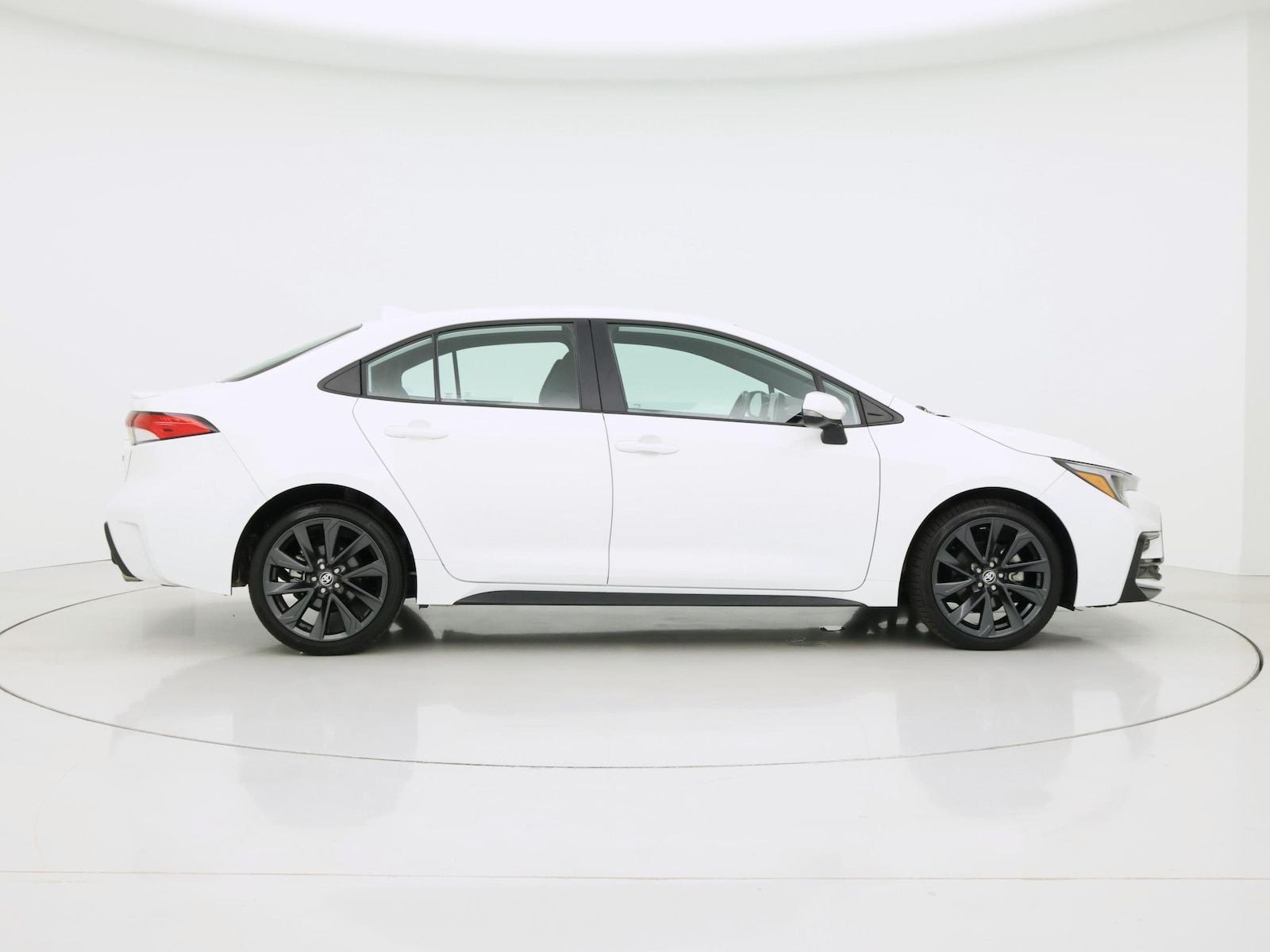 2025 Toyota Corolla SE - Photo 8