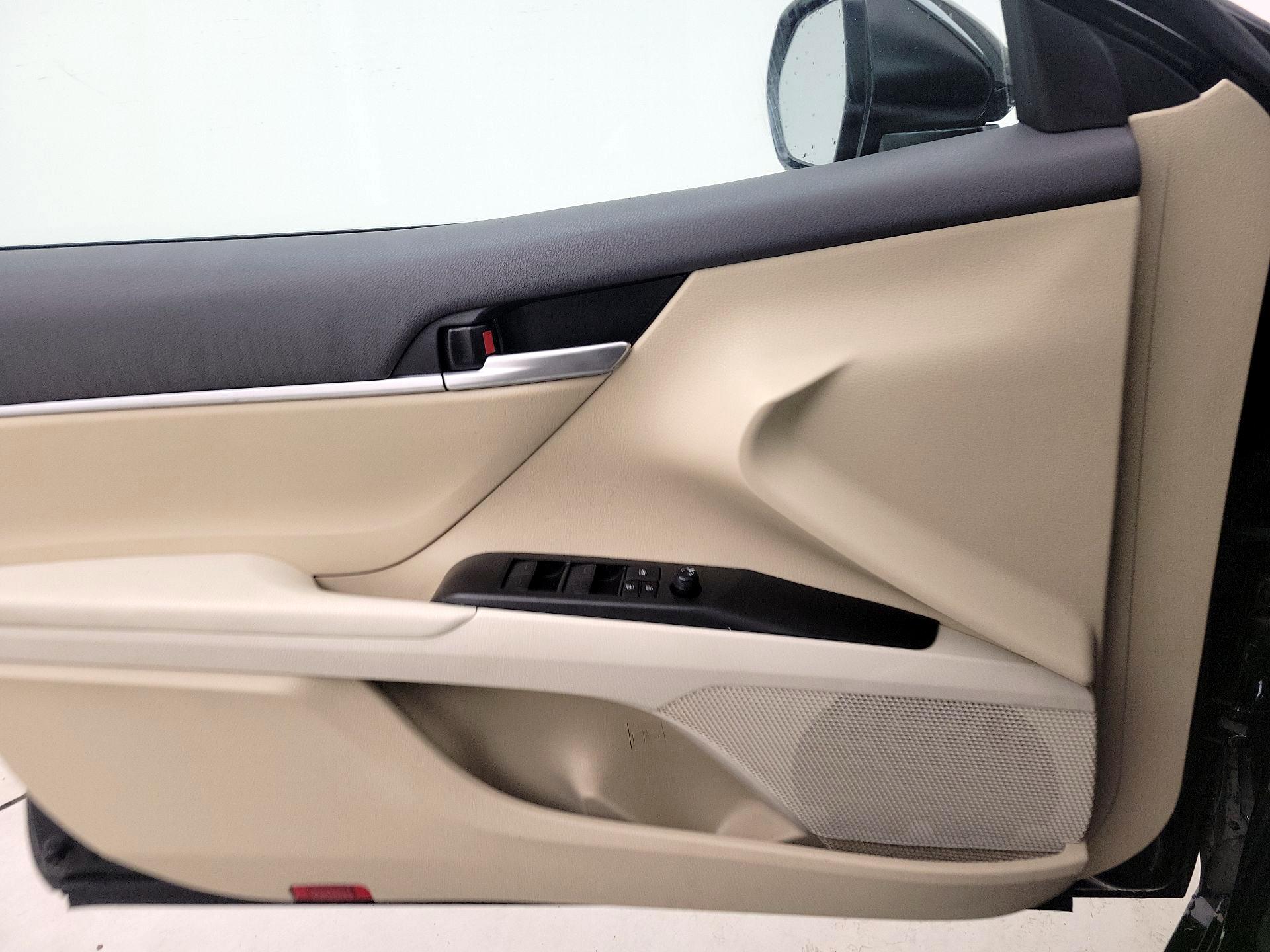 Thumbnail: 2024 Toyota Camry - 12