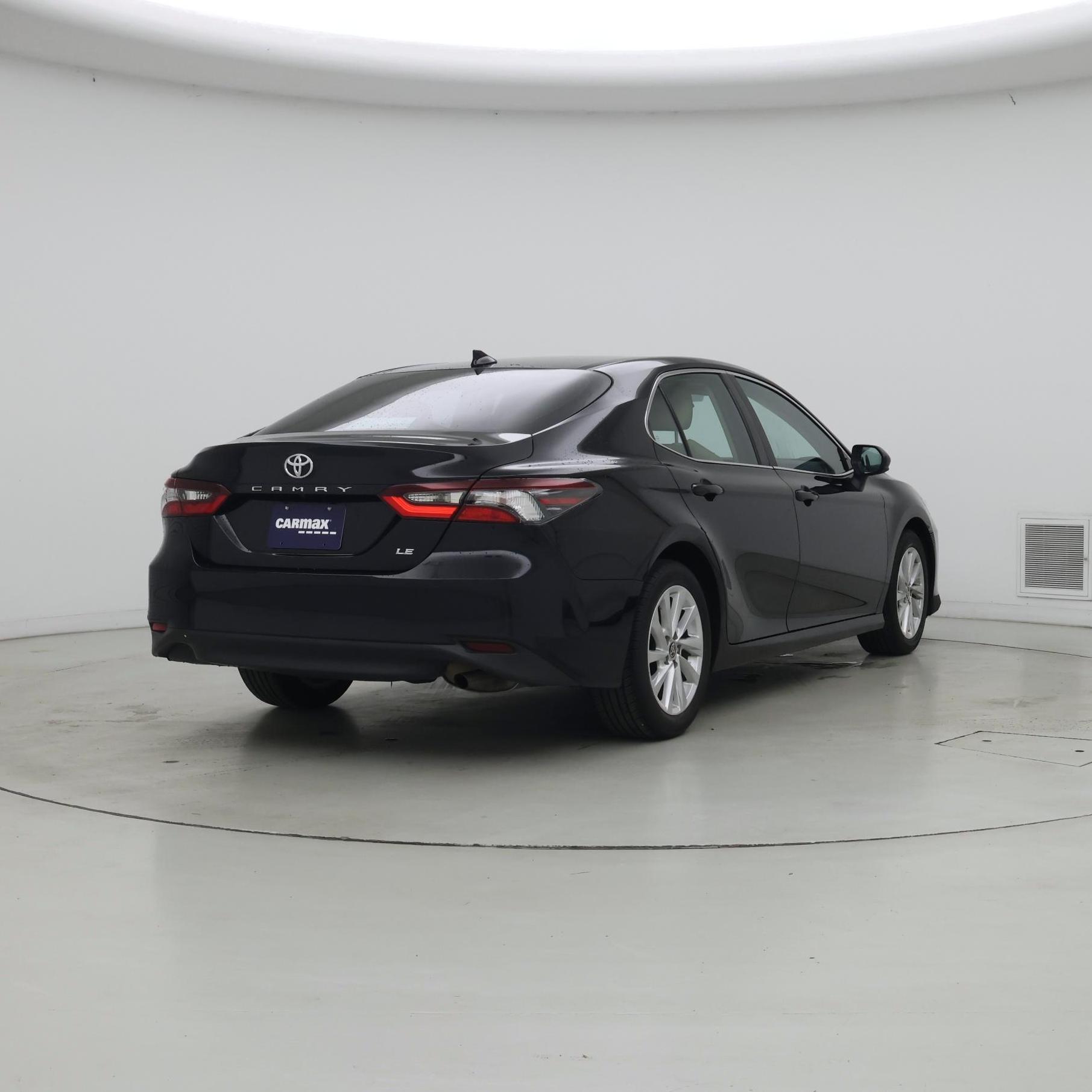 Thumbnail: 2024 Toyota Camry - 8