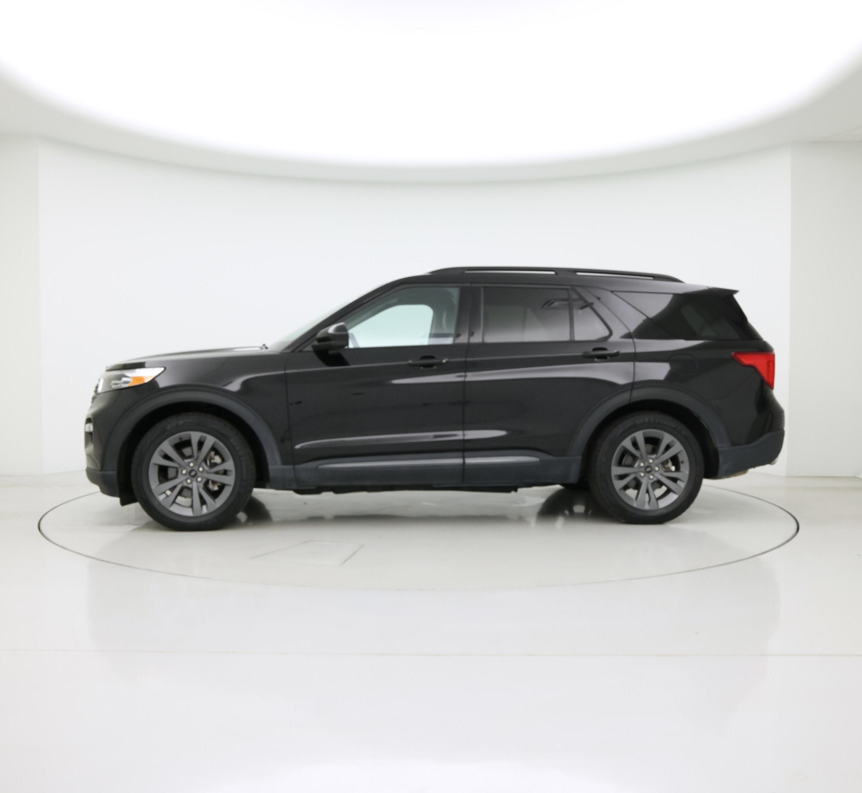 Thumbnail: 2024 Ford Explorer - 3
