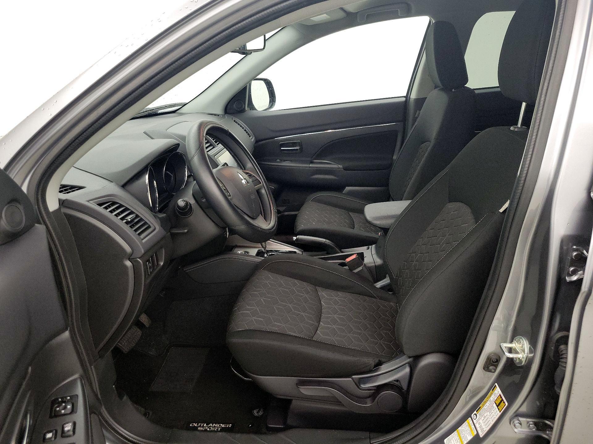Thumbnail: 2025 Mitsubishi Outlander Sport - 11