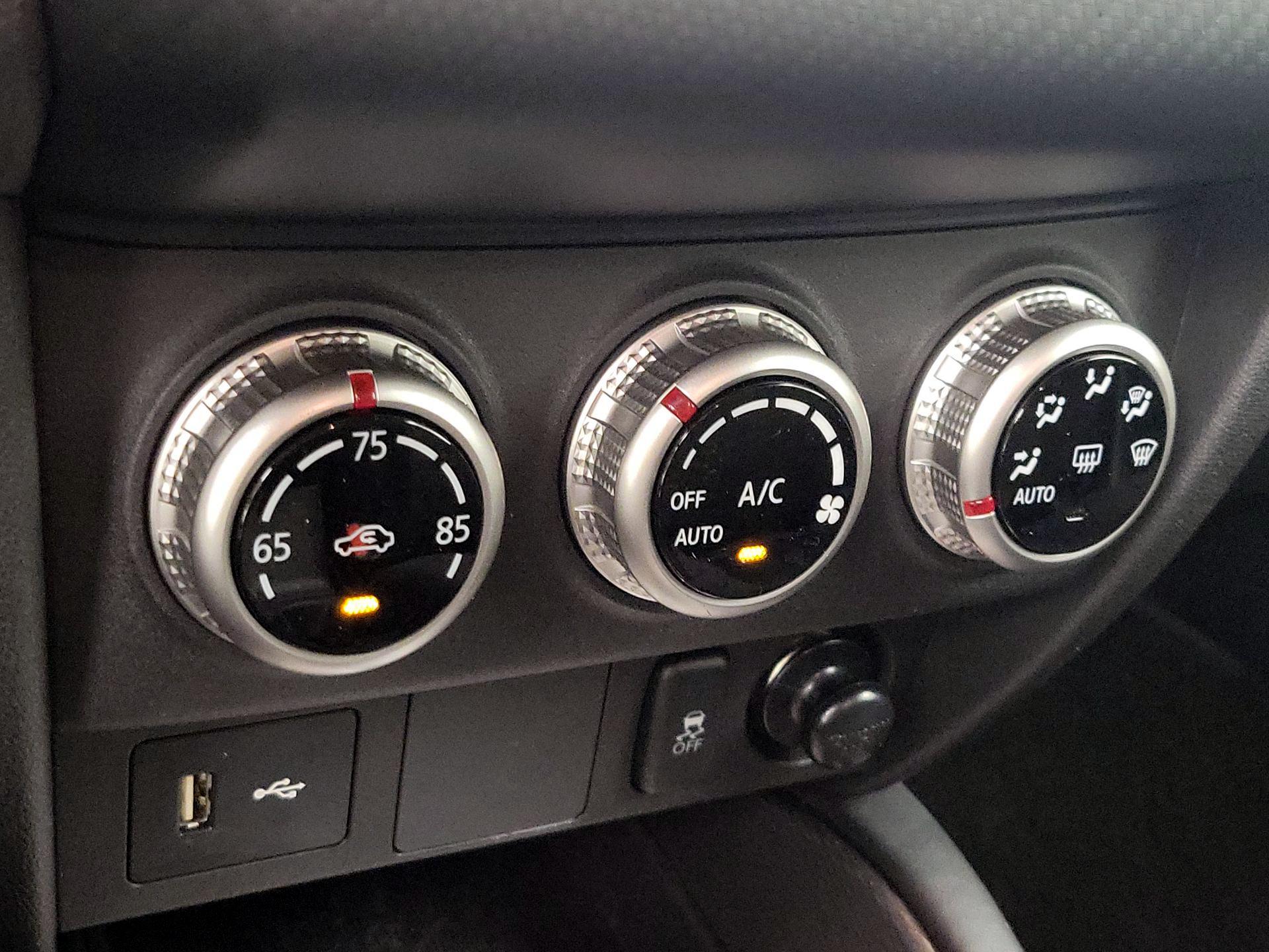 Thumbnail: 2025 Mitsubishi Outlander Sport - 16