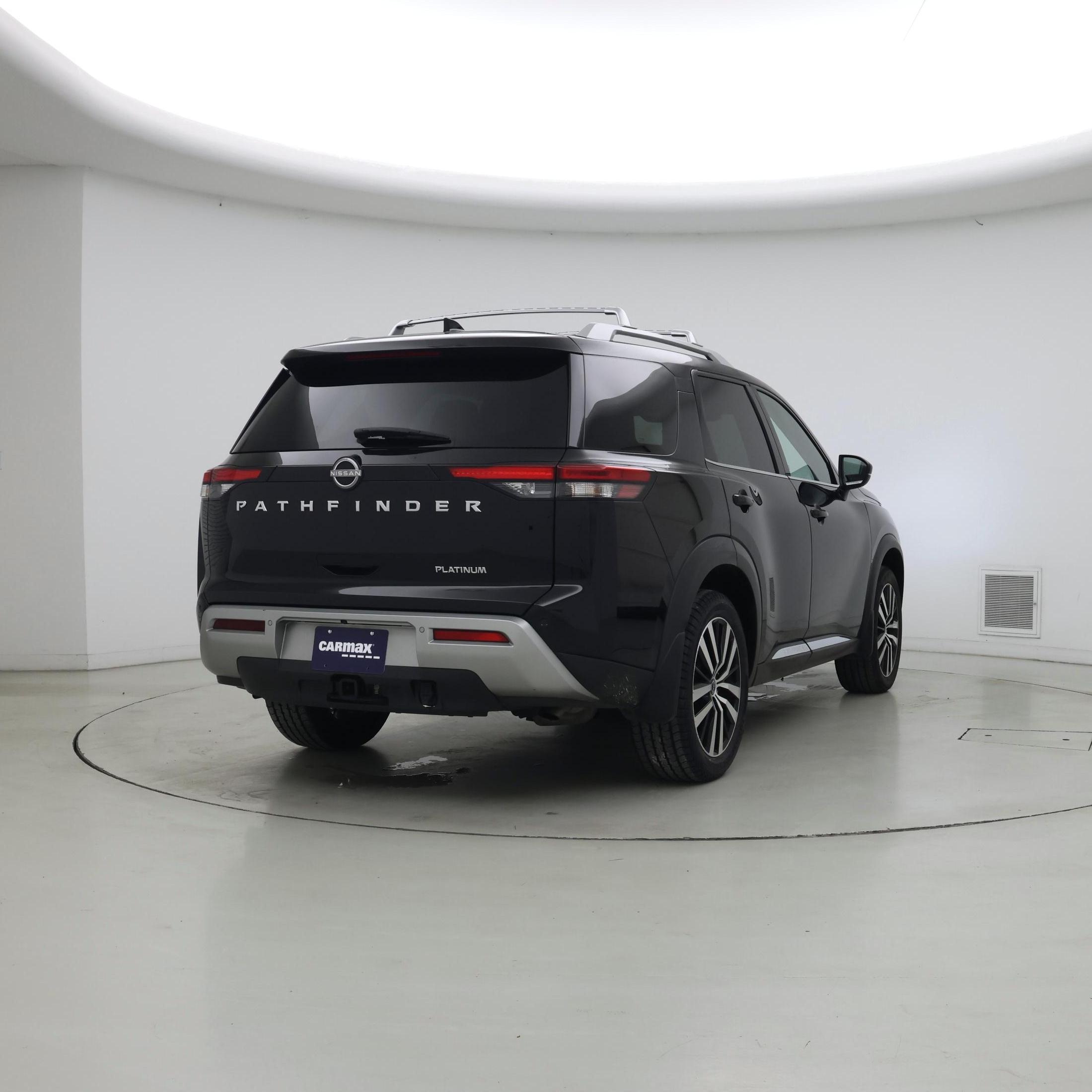 Thumbnail: 2023 Nissan Pathfinder - 8