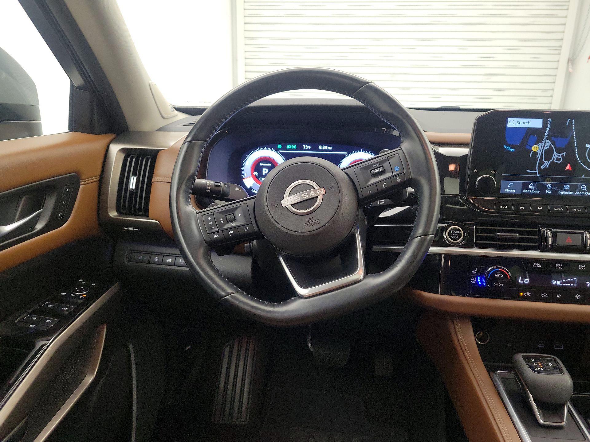 Thumbnail: 2023 Nissan Pathfinder - 10
