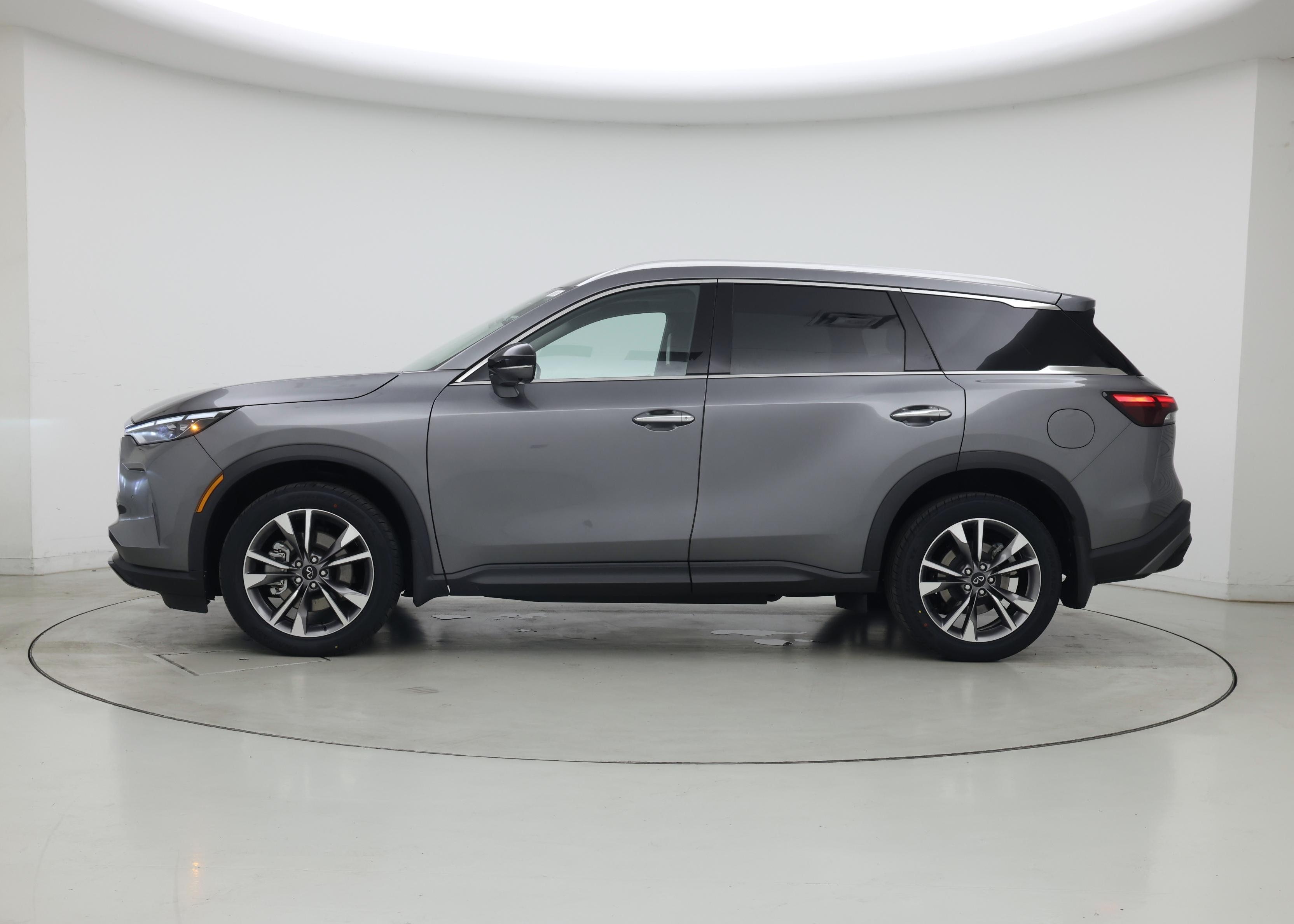 Thumbnail: 2023 INFINITI QX60 - 3
