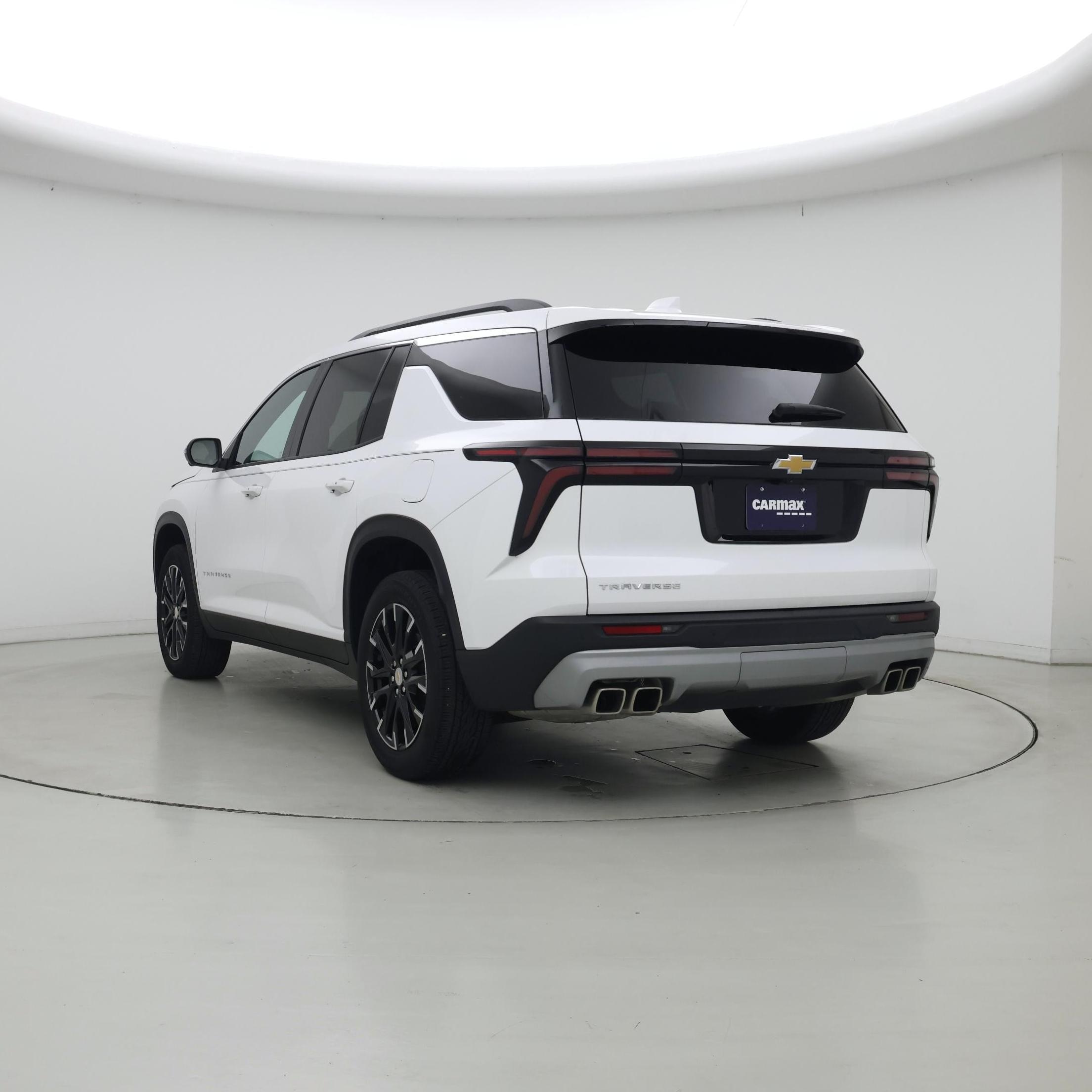 Thumbnail: 2025 Chevrolet Traverse - 2