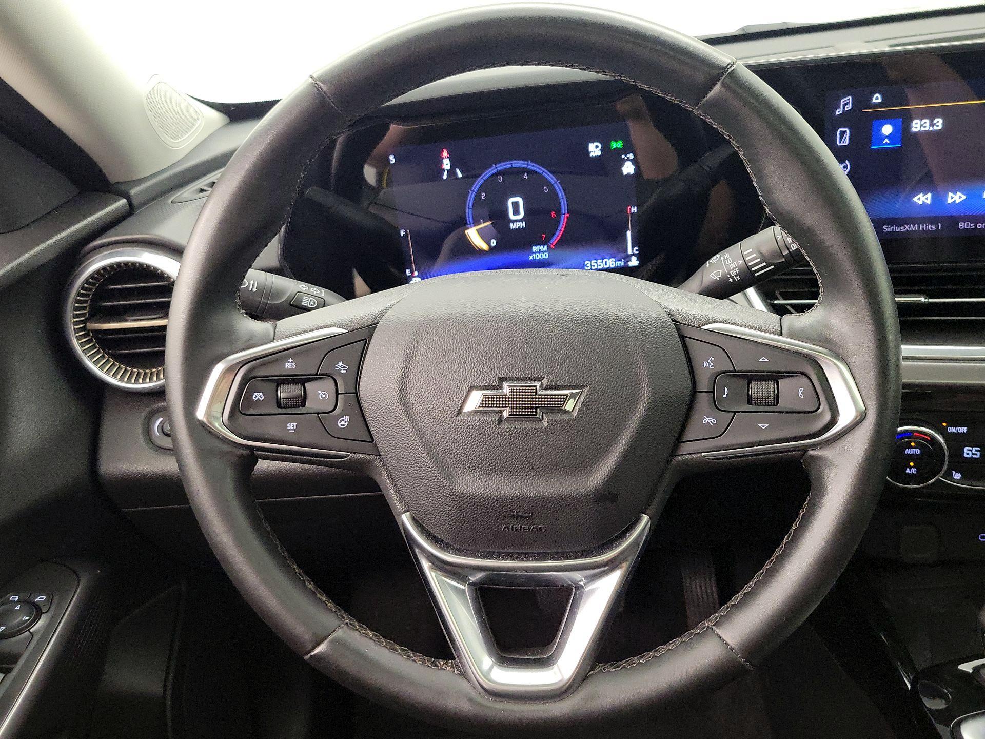 Thumbnail: 2024 Chevrolet Trax - 10
