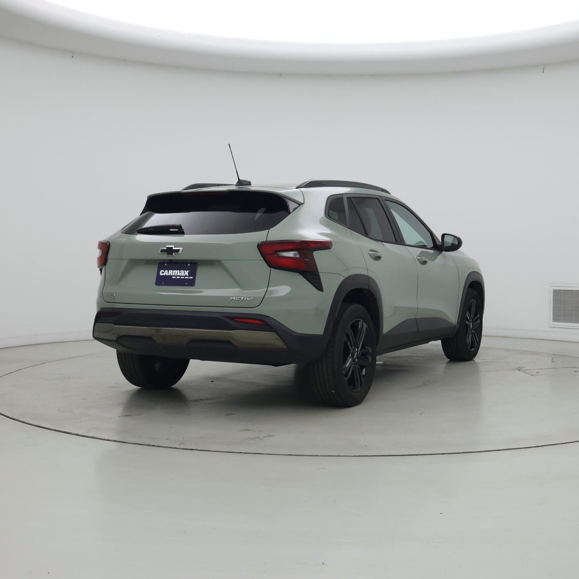 Thumbnail: 2024 Chevrolet Trax - 8